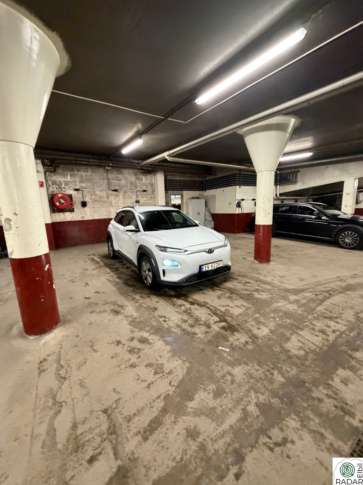 HYUNDAI Kona Electric 64kWh Long Range / HUD / KRELL