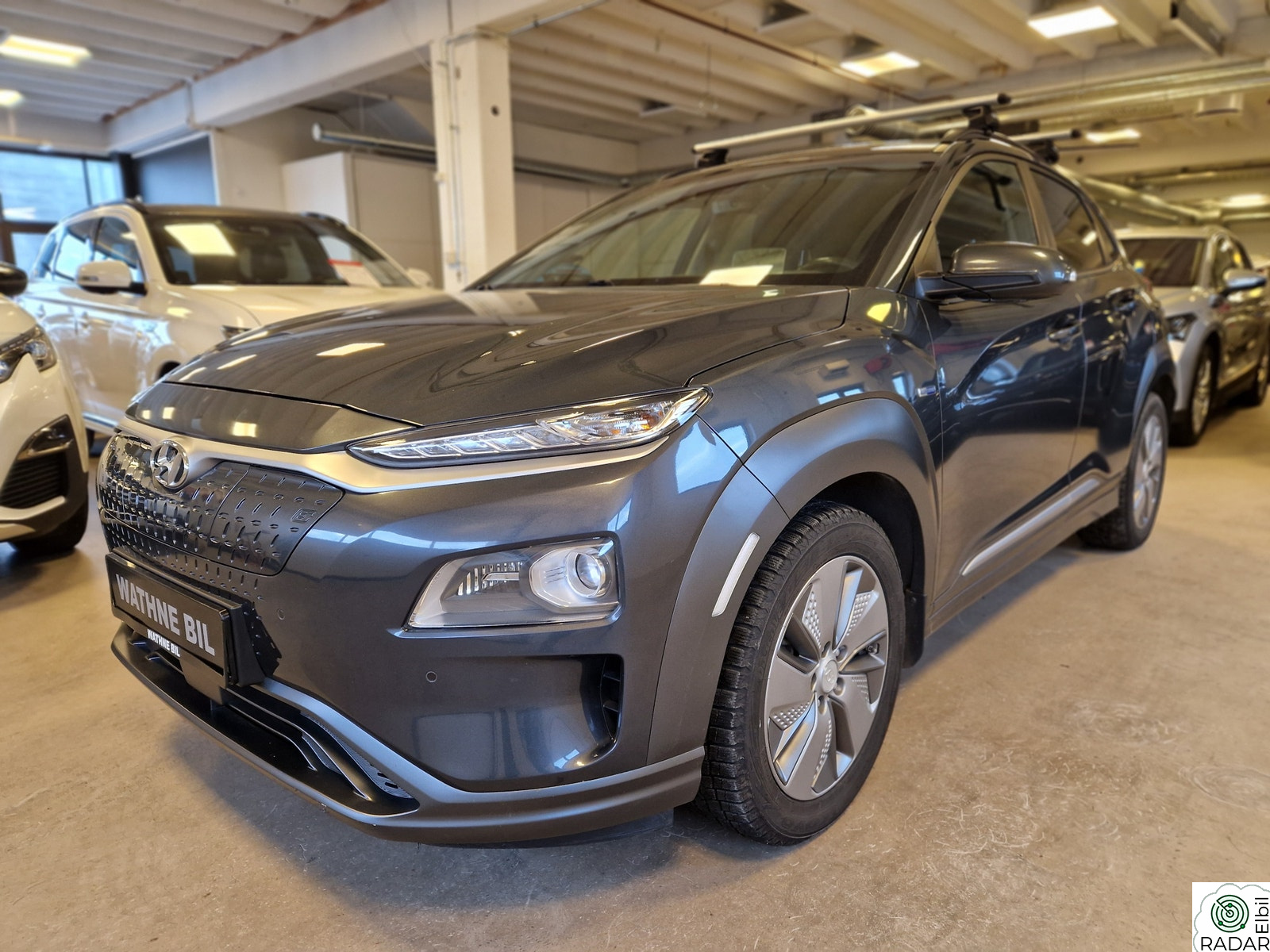 HYUNDAI Kona 204 HK PREMIUM -TOPP UTSTYR- WLTP 450- GARANTI