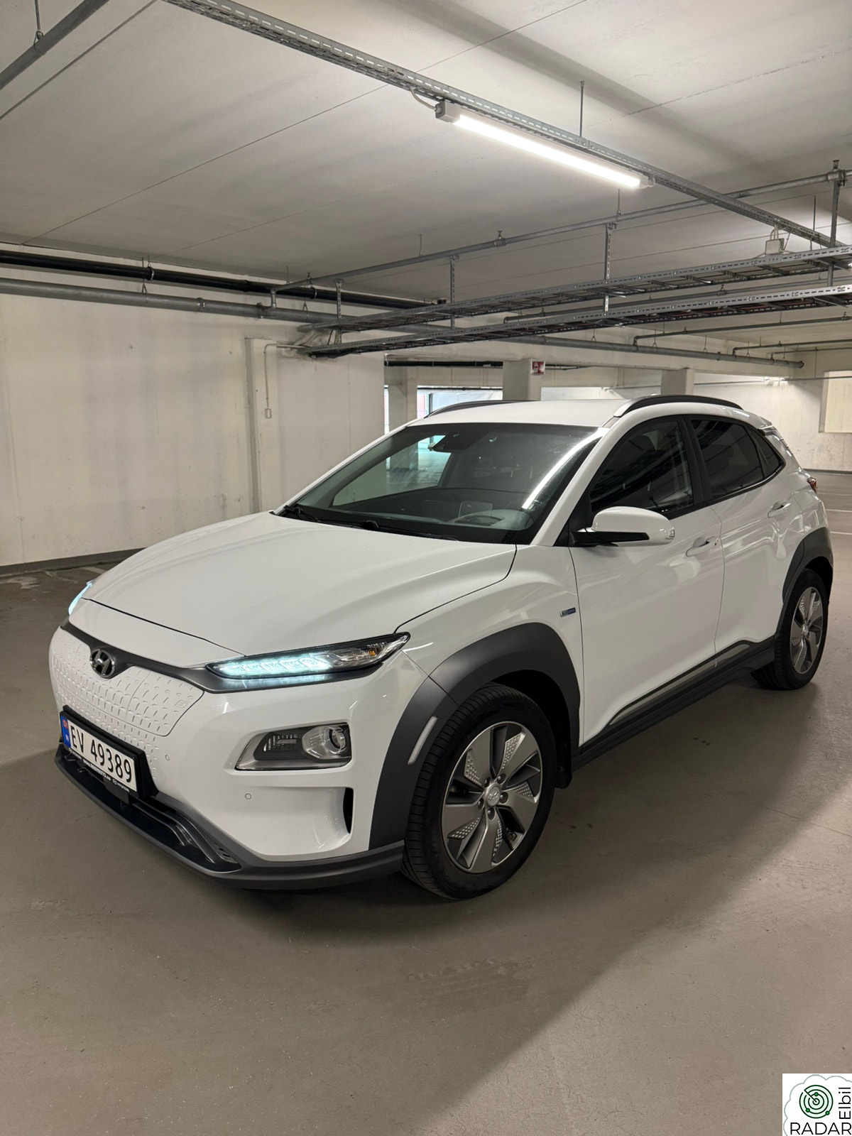 HYUNDAI Kona Premium