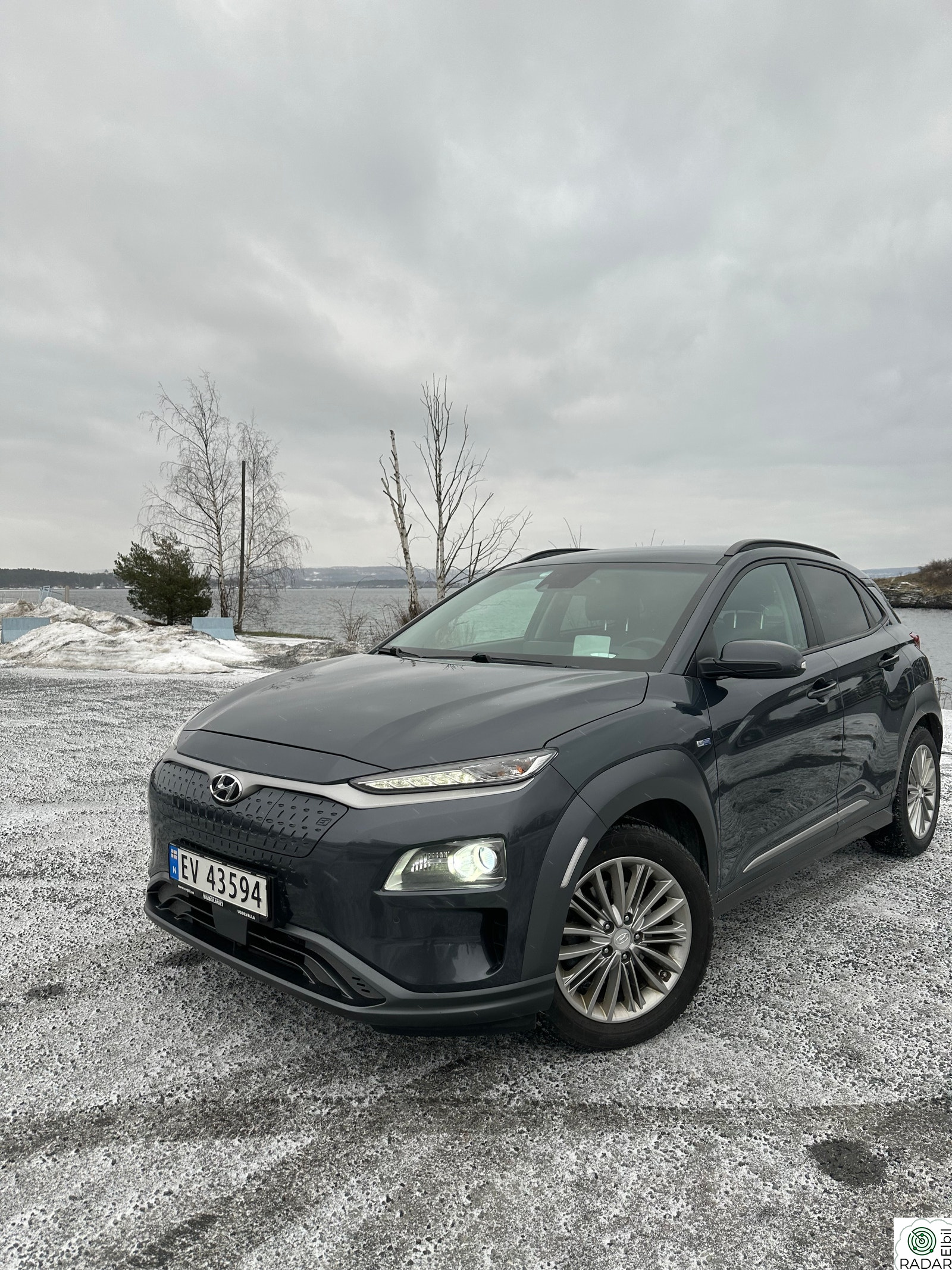 HYUNDAI Kona Premium