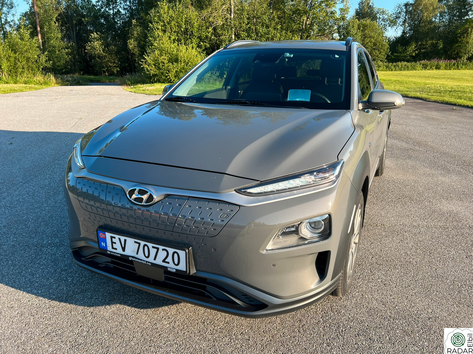 HYUNDAI Kona Teknikkpakke / Skinnseter / 64 kWh / 449 km