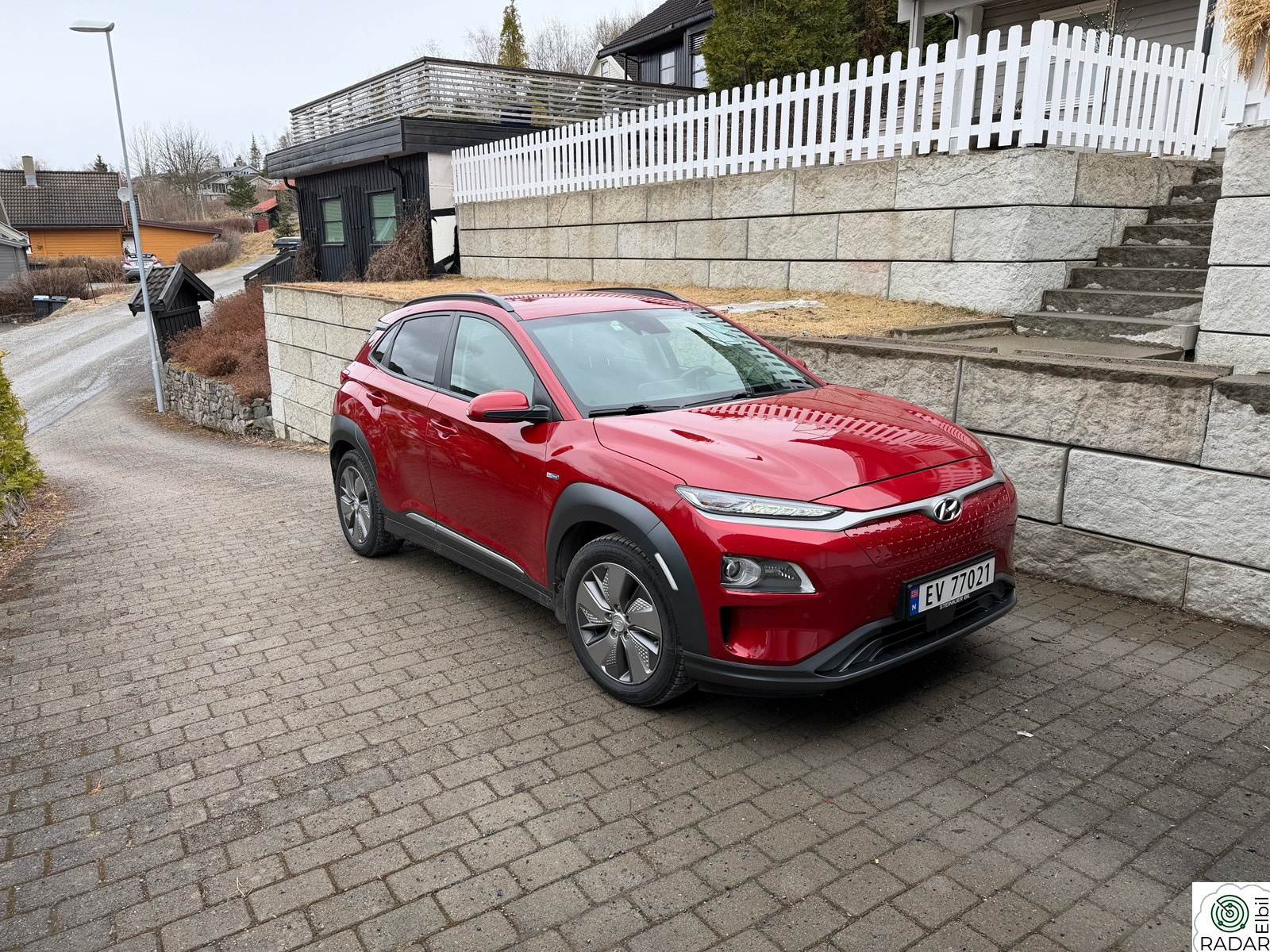 HYUNDAI Kona Premium