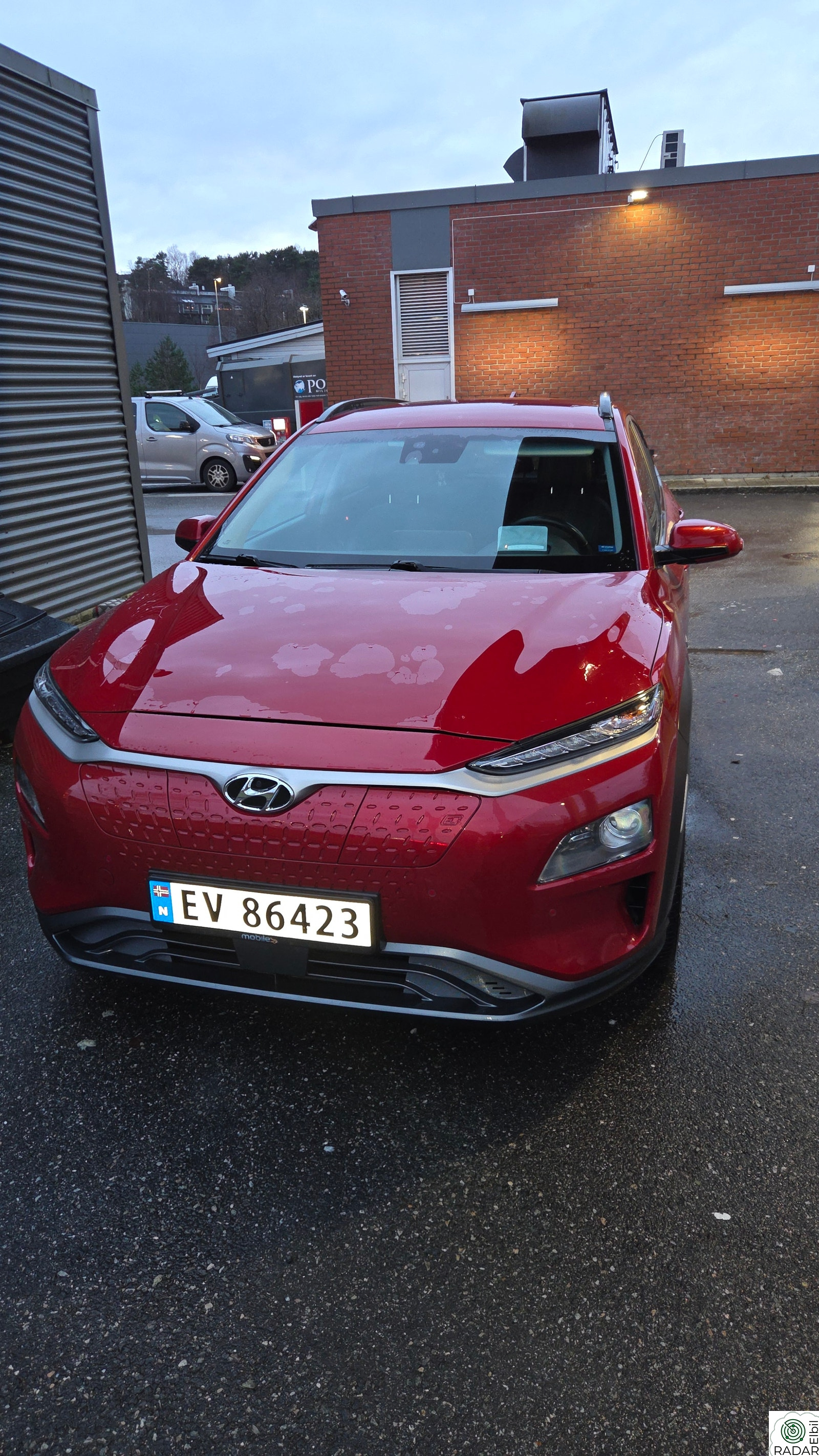 HYUNDAI Kona Premium