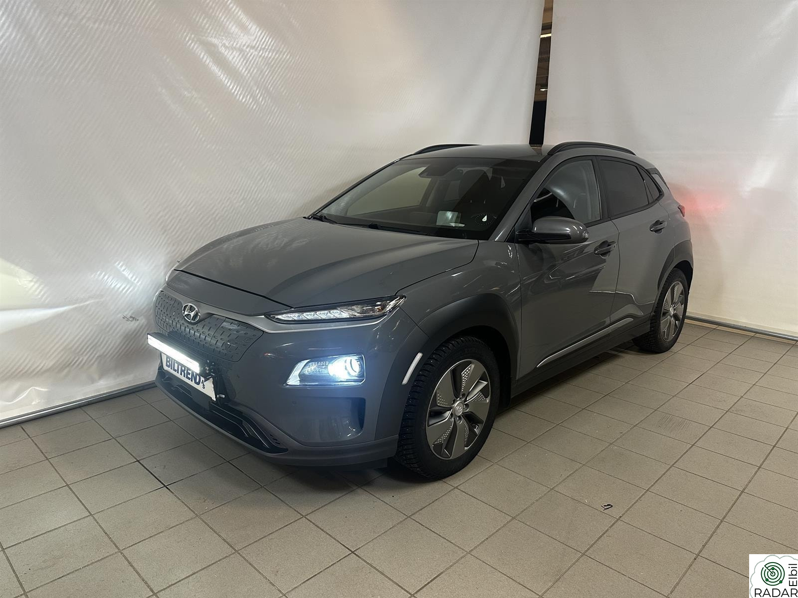 HYUNDAI Kona Premium