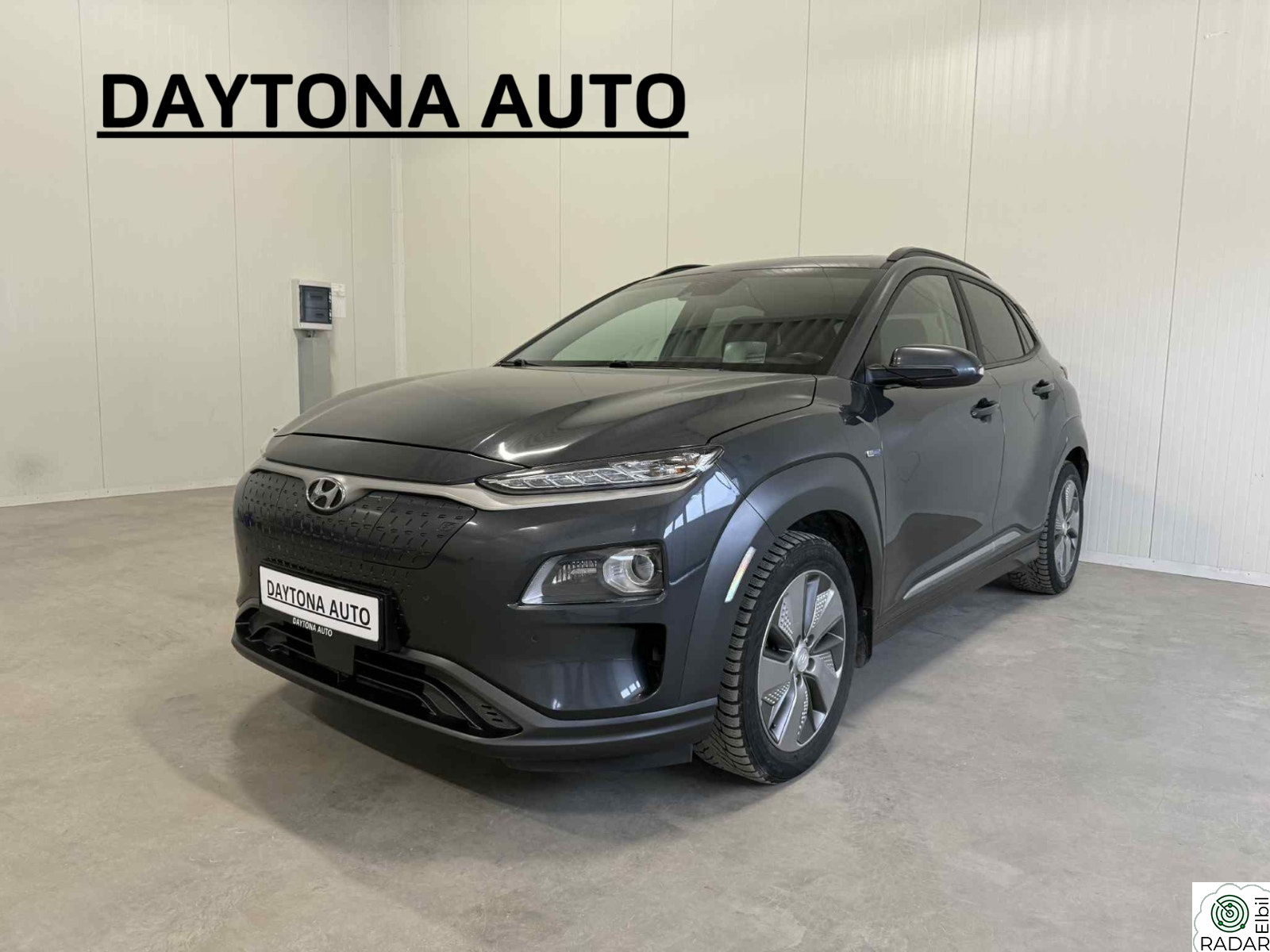 HYUNDAI Kona Long Range Premium, ACC, Skinn, Soltak, HUD, Velholdt!