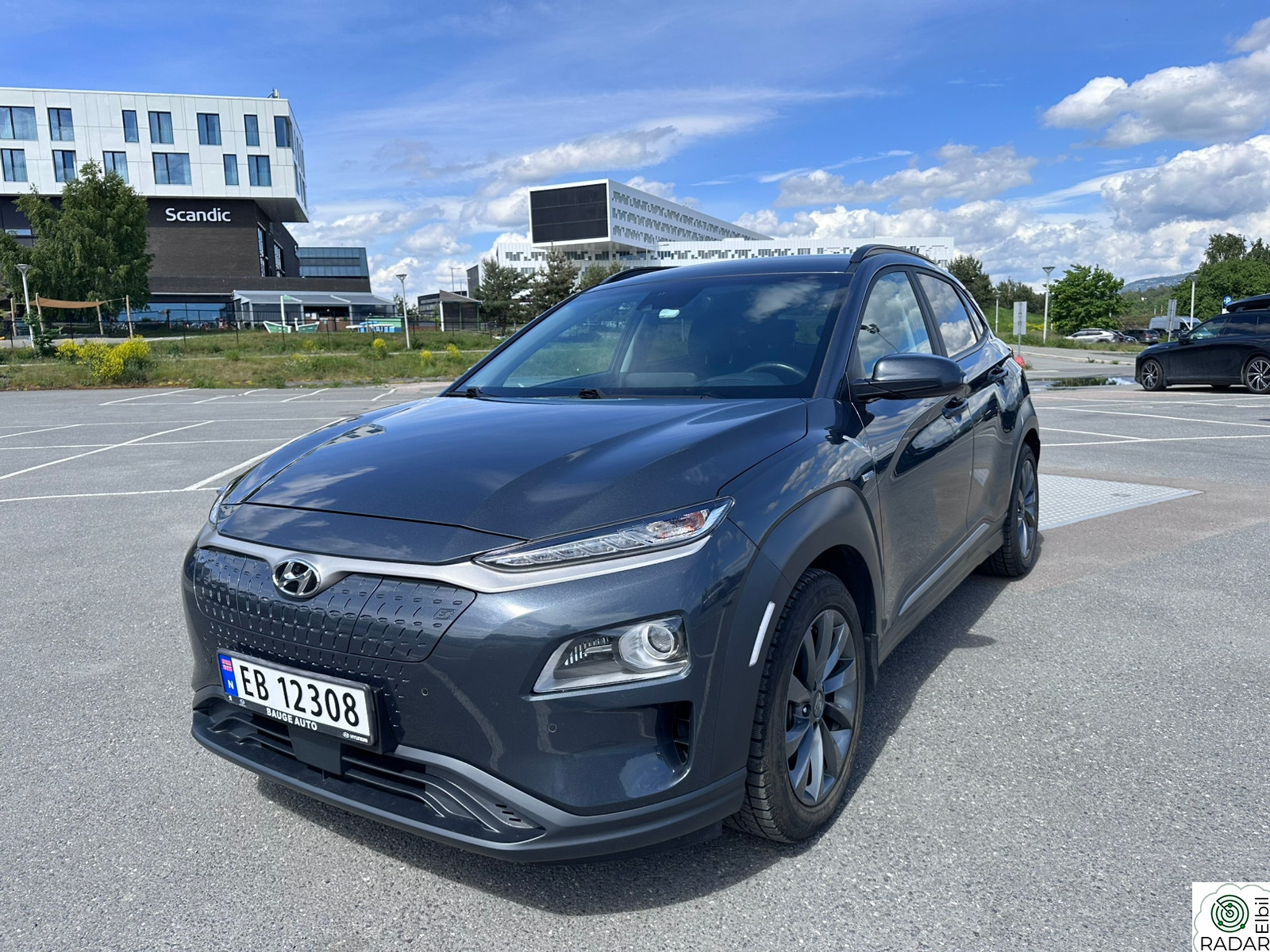 HYUNDAI Kona Premium