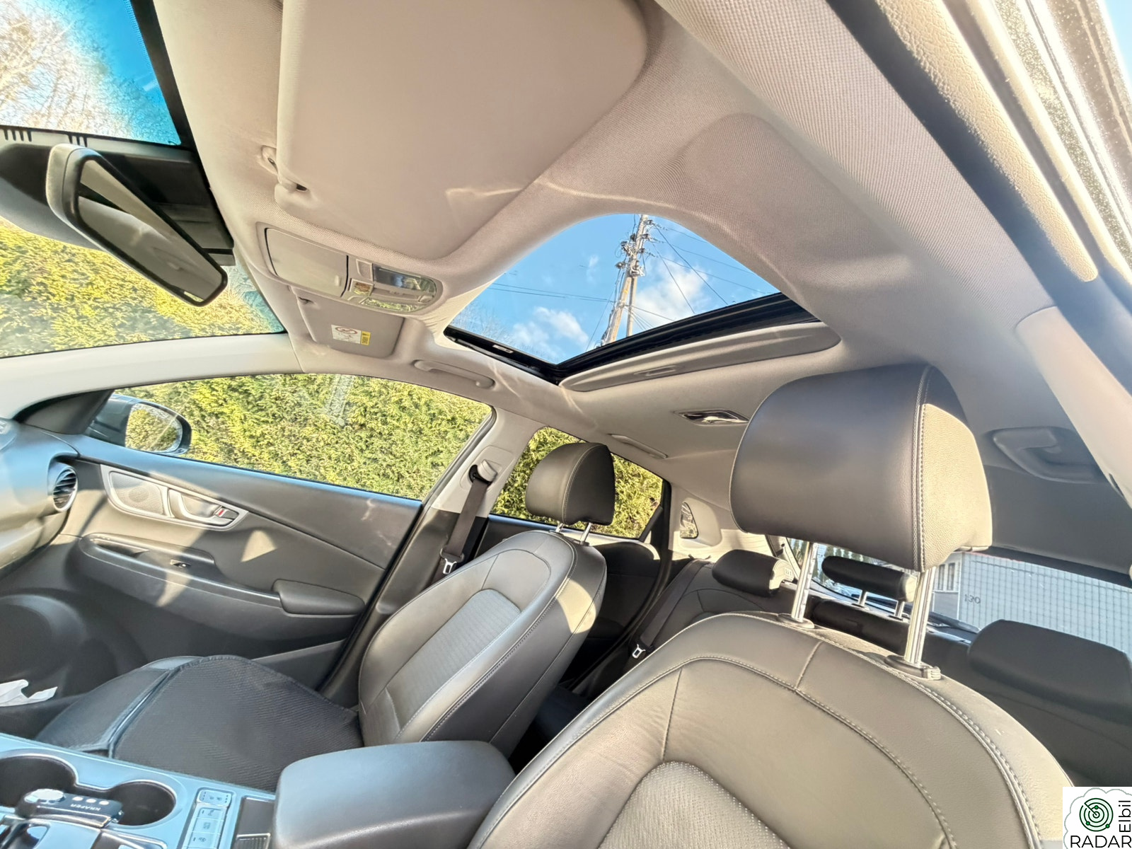 HYUNDAI Kona Premium