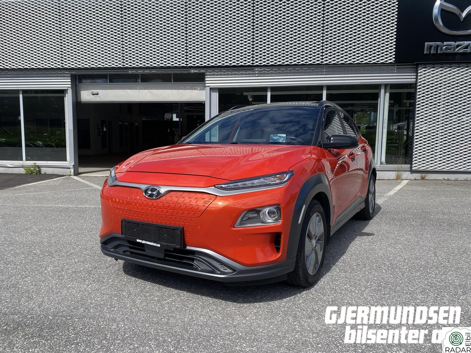 HYUNDAI Kona Premium Long Range m/skinn og soltak