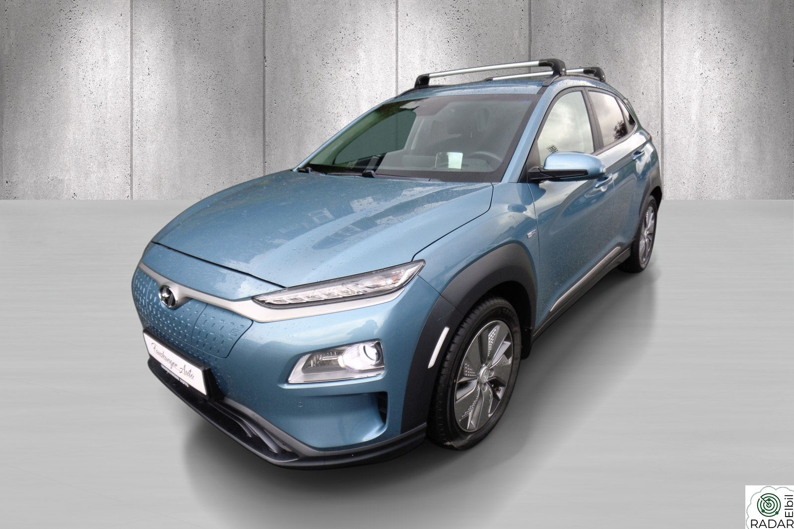 HYUNDAI Kona PREMIUM 64kWh 484 WLTP ACC NAVI CAM HUD RATTVARME DAB+