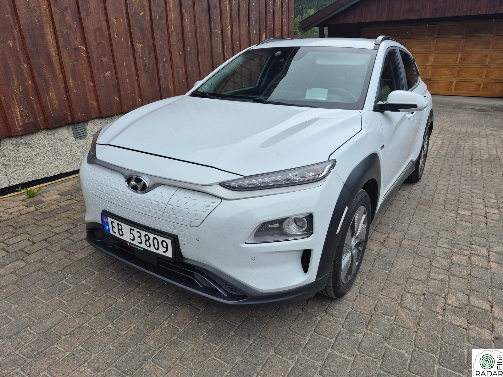 HYUNDAI Kona Premium
