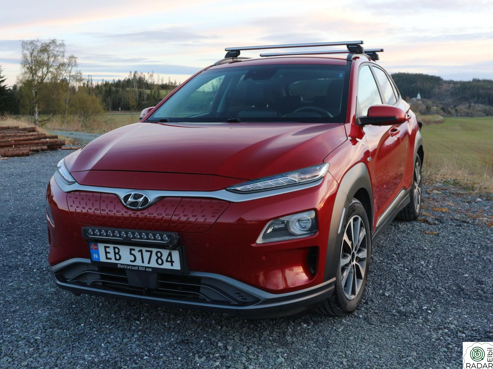 HYUNDAI Kona 64KWH/PREMIUM/SKINN/VARMEPUMPE/HEAD-UP/KAMERA/ACC/DAB++
