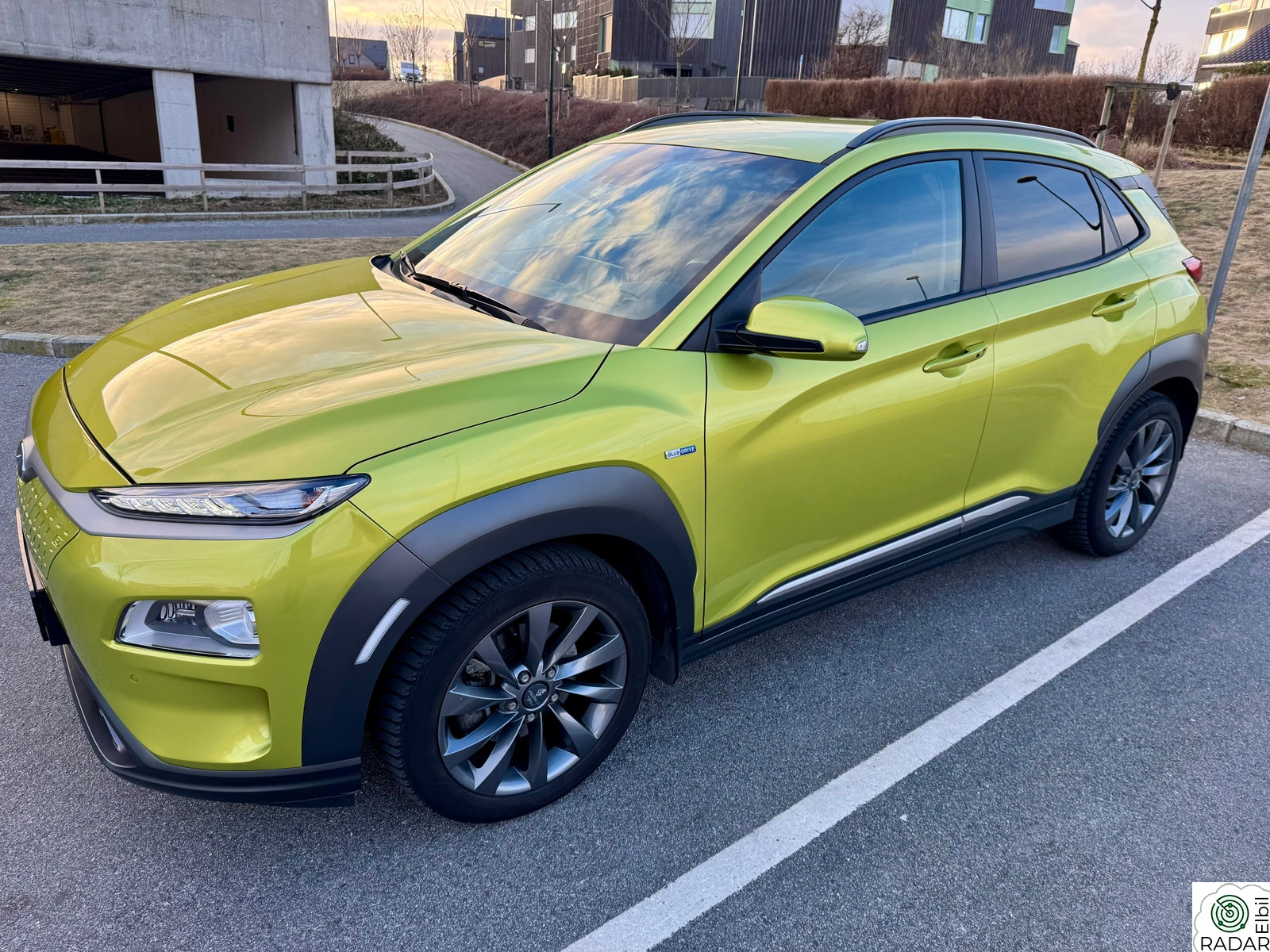 HYUNDAI Kona Premium