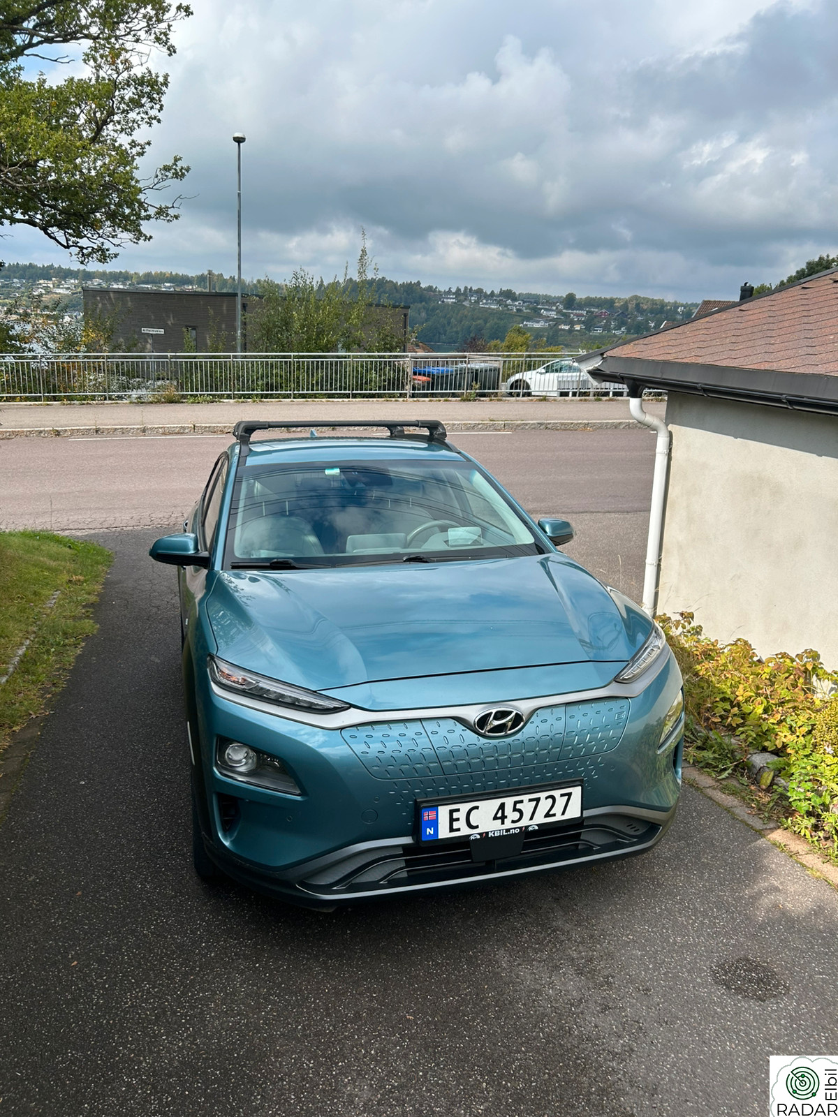 HYUNDAI Kona Premium