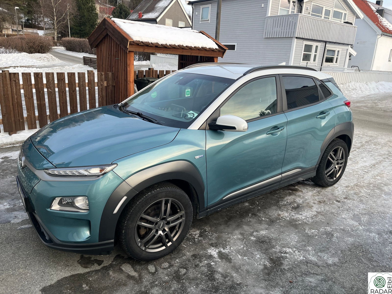 HYUNDAI Kona Premium