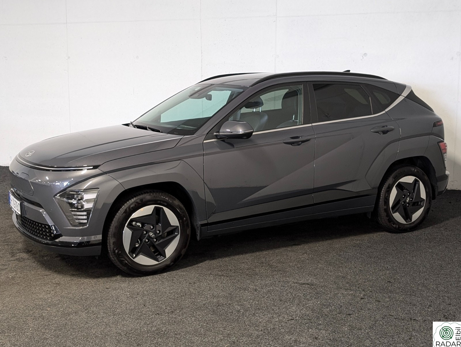 HYUNDAI KONA PREMIUM, skinn, head display, Bose anlegg