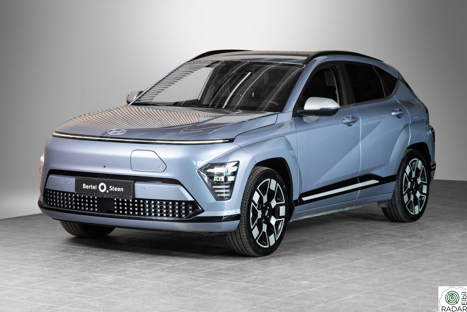 HYUNDAI KONA Electric Long Range. Hengerfeste og takstaiv.