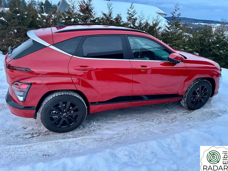 HYUNDAI KONA Premium LR