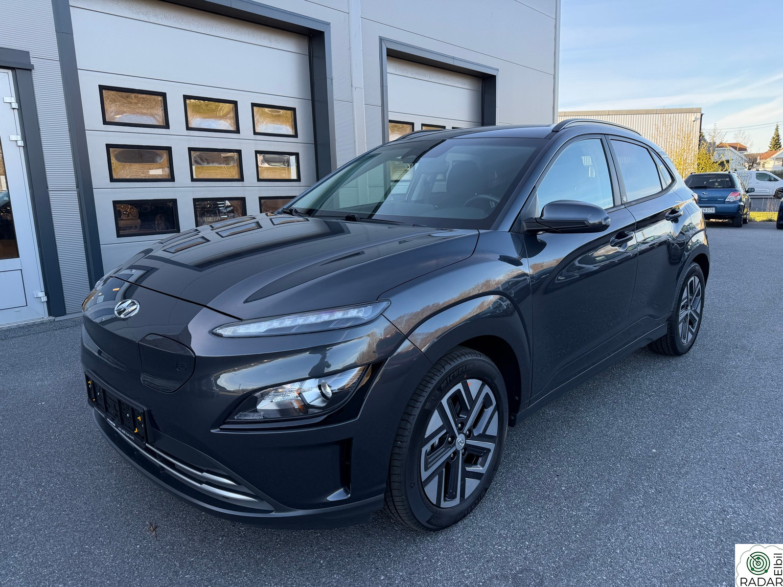 HYUNDAI Kona 100kW Edition 30 PlusPaket DarkNight Navi Kamera K-Less