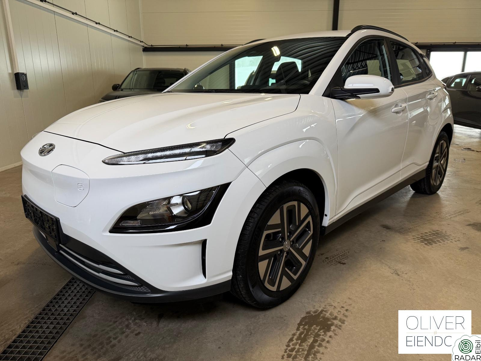 HYUNDAI Kona SELECT-FIN BIL/KM-PDC-S/V HJUL-DIGITALCOCKPIT-SERVICE