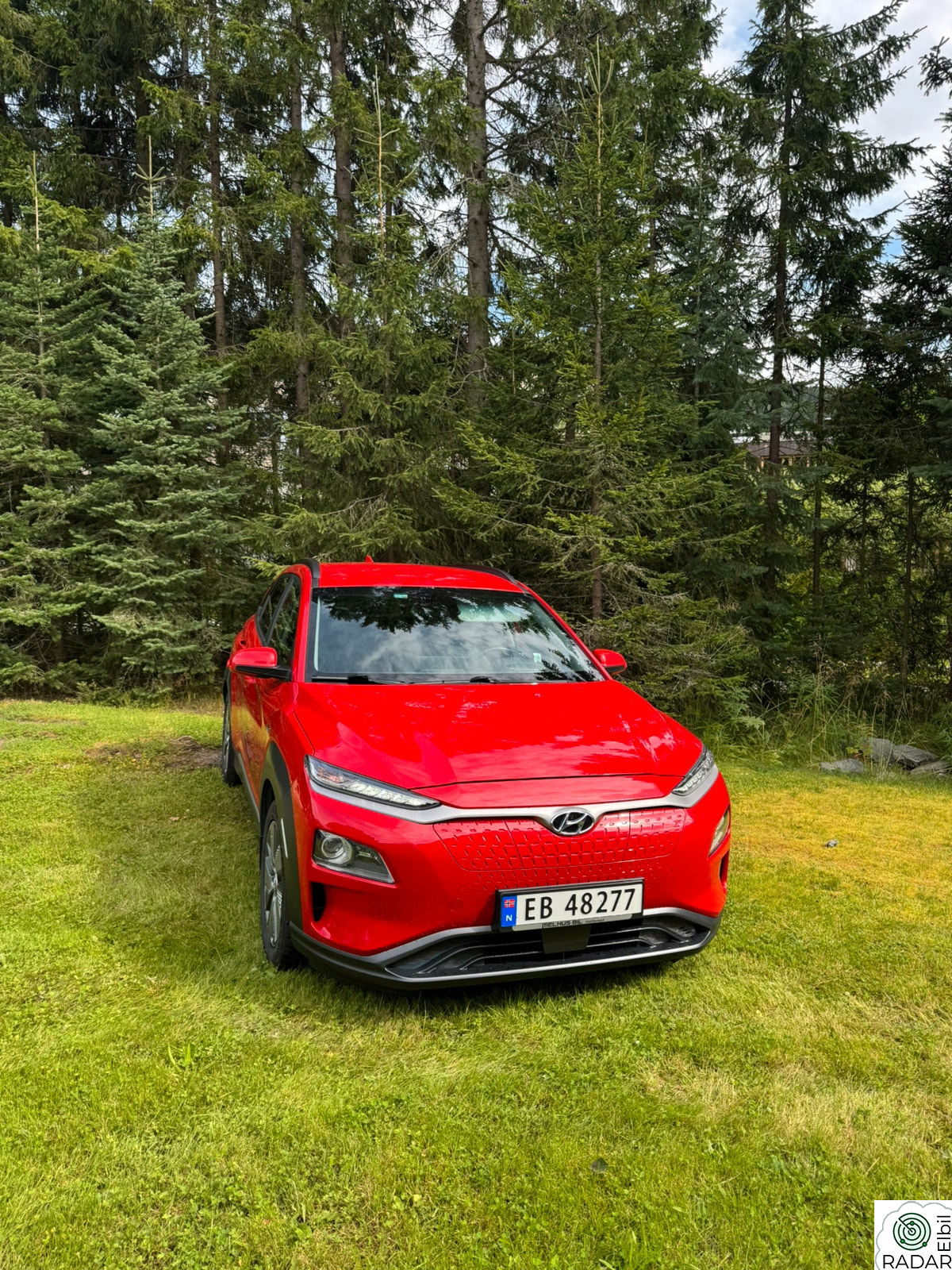 HYUNDAI Kona Premium - TOPPUTSTYRT