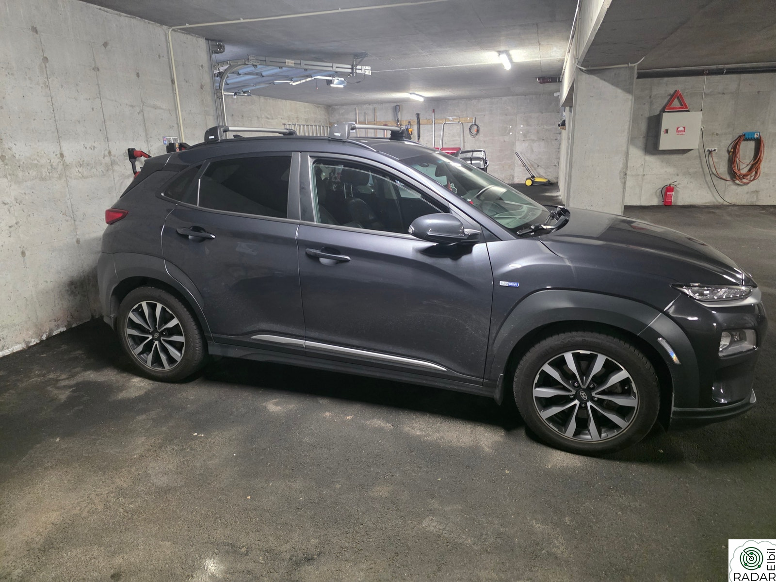 HYUNDAI Kona Premium