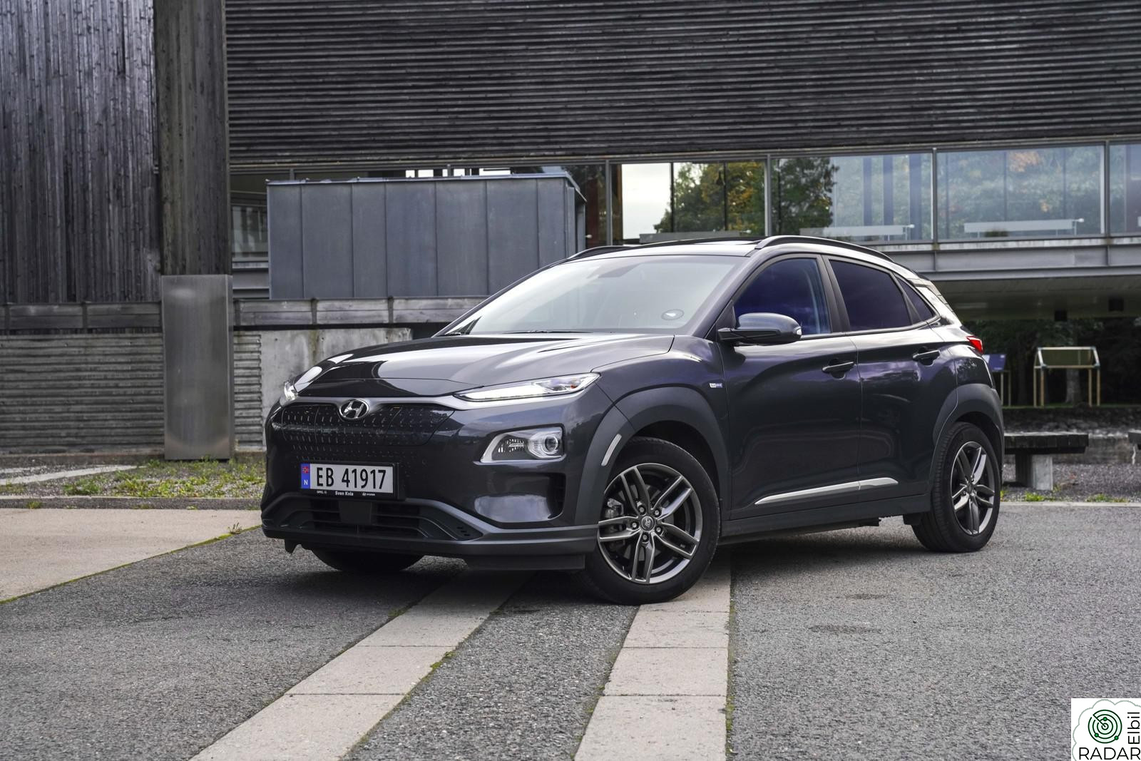 HYUNDAI Kona Fult utstyrt / Nybilgaranti / WLTP 484 / EU24