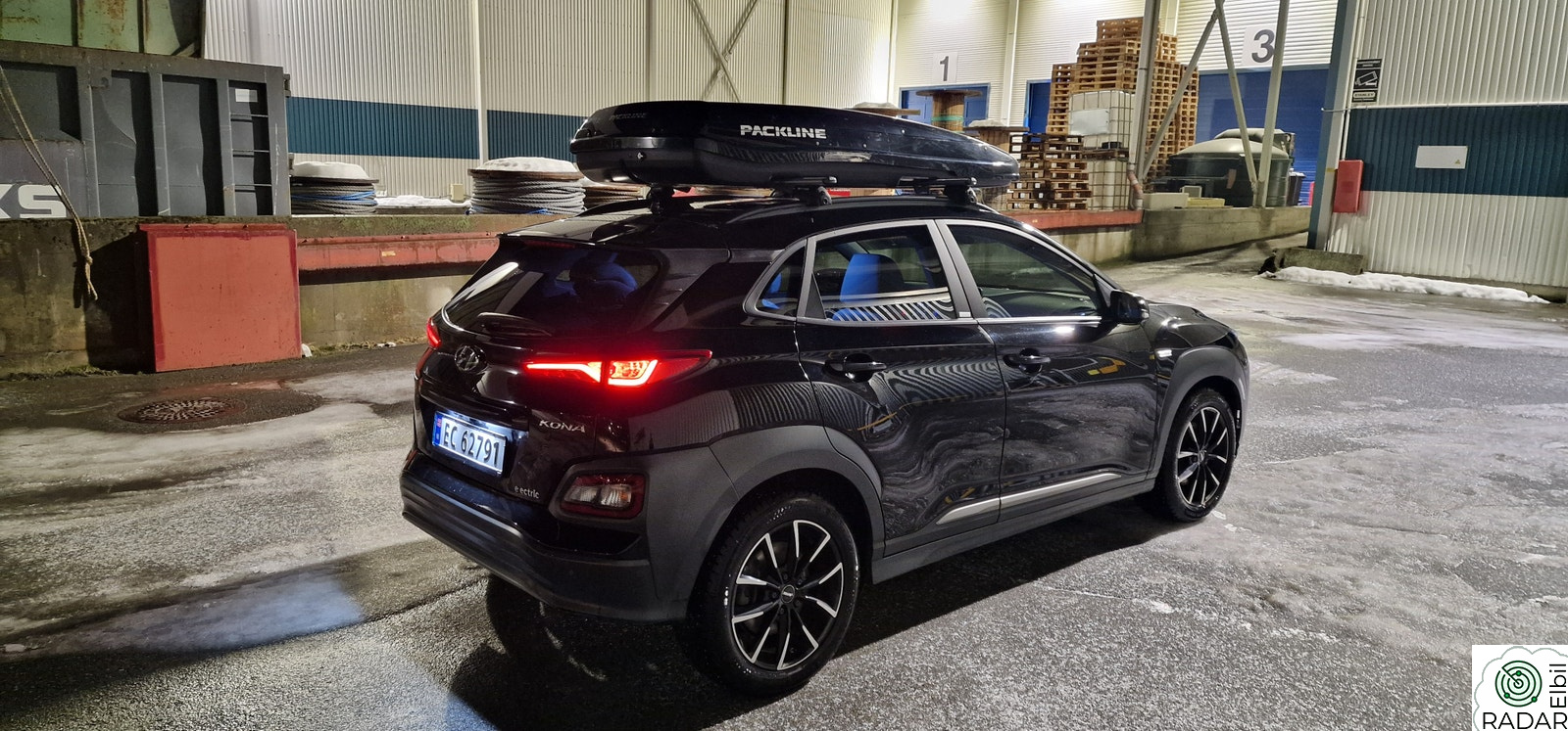 HYUNDAI Kona Premium