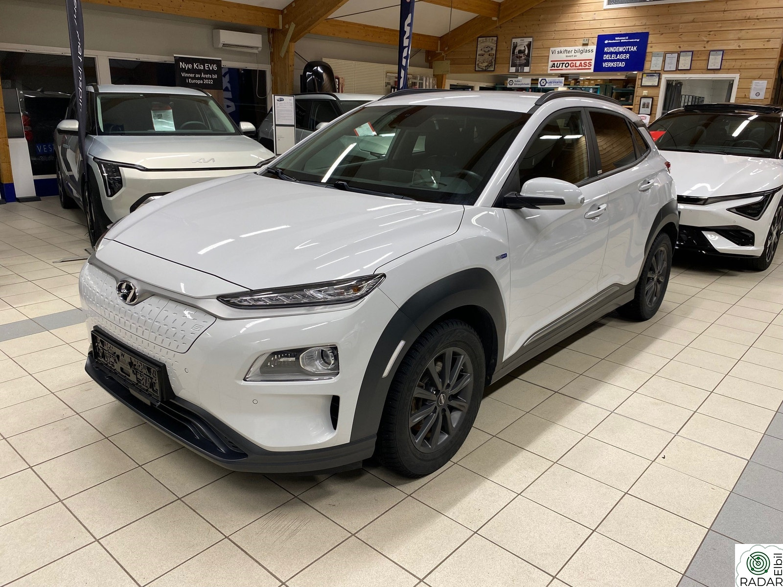 HYUNDAI Kona Premium.Skinn.Navi.Dab.Rkamera.Lav km!!++