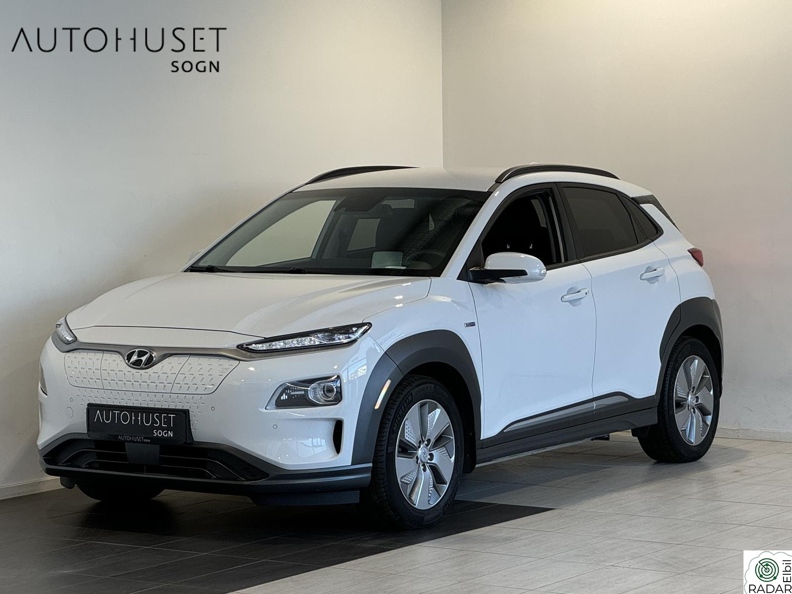 HYUNDAI Kona 64KW LONG RANGE-HFESTE-PREMIUM-NAVI-KROK-KAMERA-SKINN