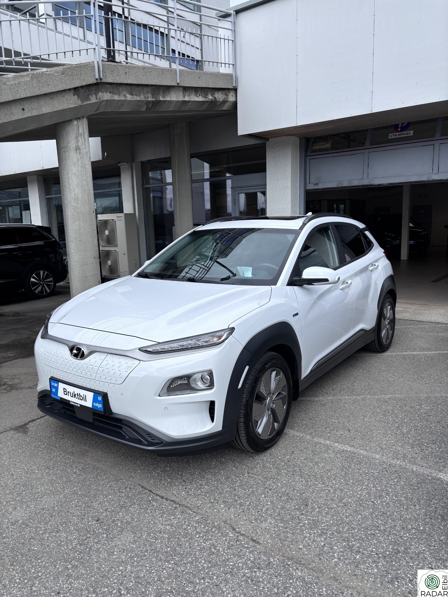 HYUNDAI Kona Premium
