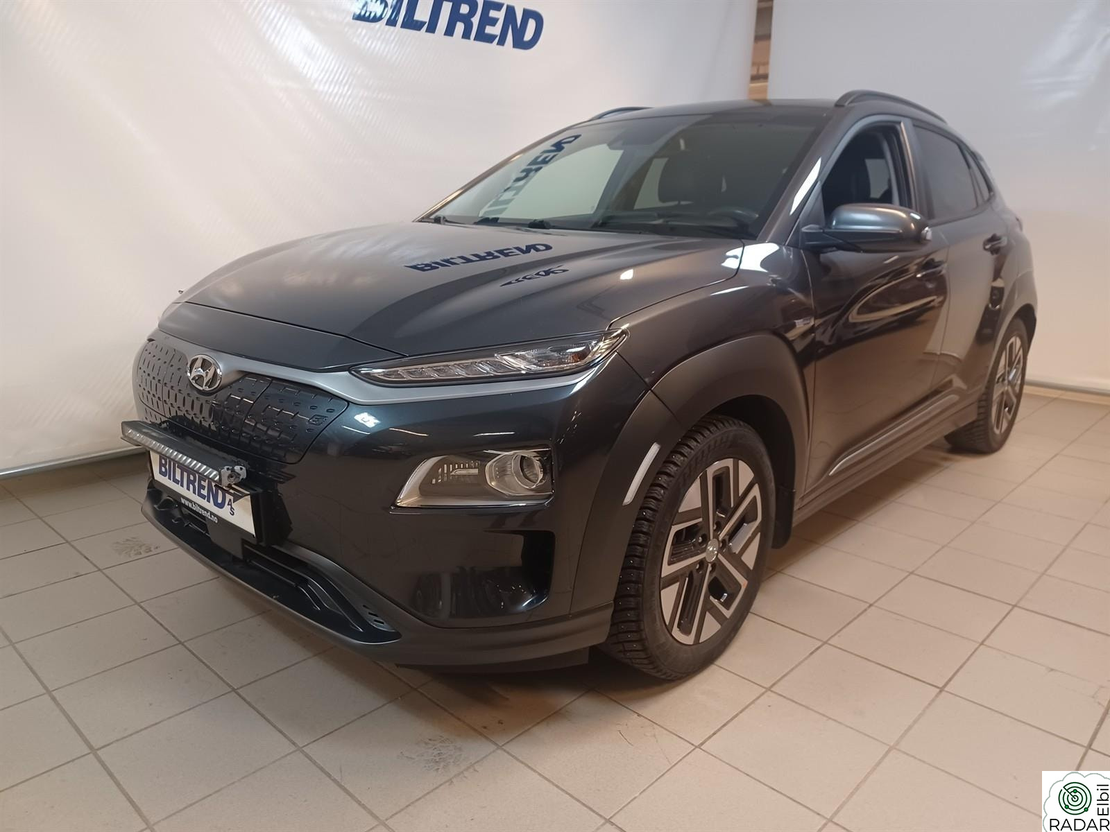HYUNDAI Kona Premium m/soltak
