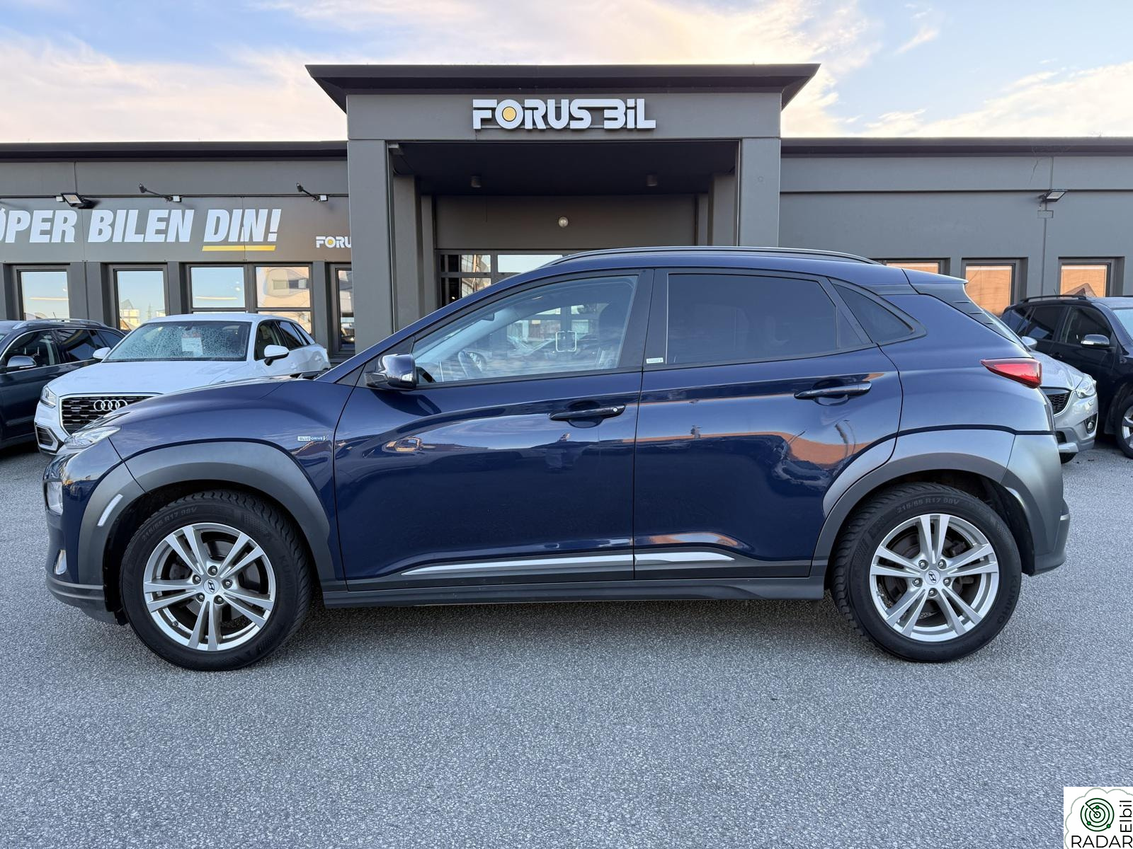 HYUNDAI Kona 64KW/Head Up /Hurtiglading /Kamera /Skinn /Krell /ACC