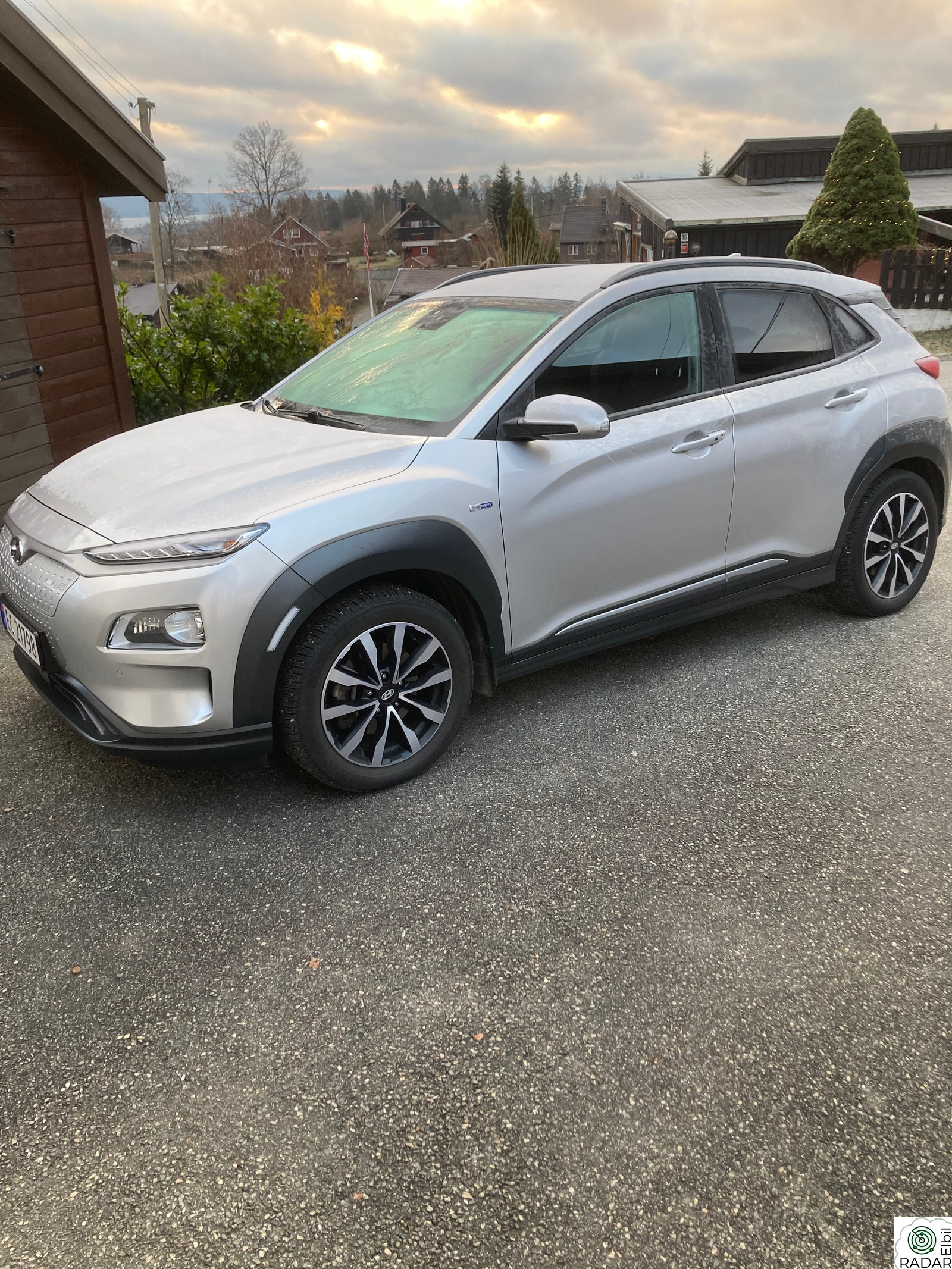 HYUNDAI Kona Premium 3-fas