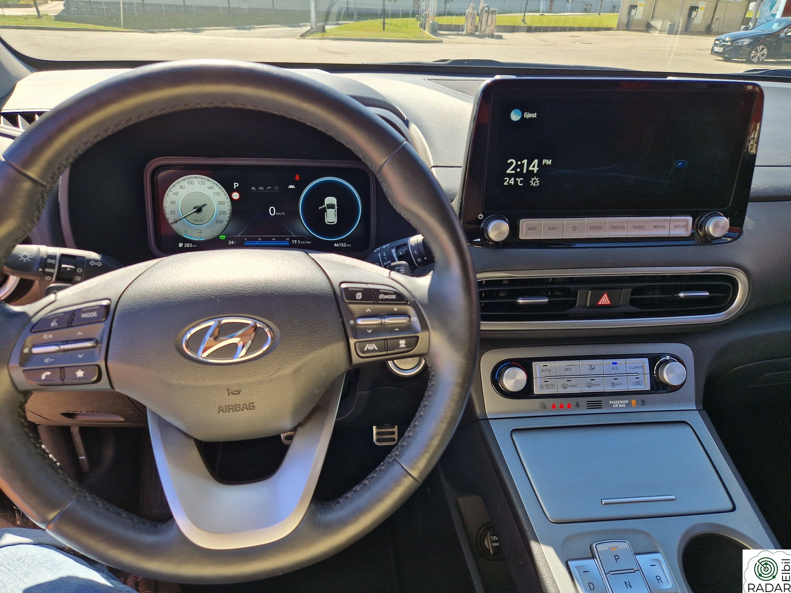 HYUNDAI Kona Premium LR
