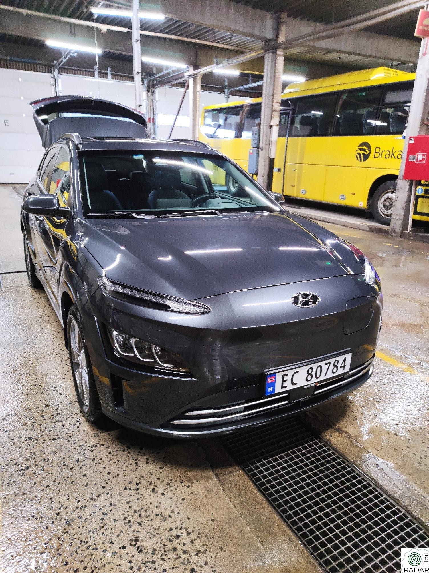 HYUNDAI Kona Premium LR