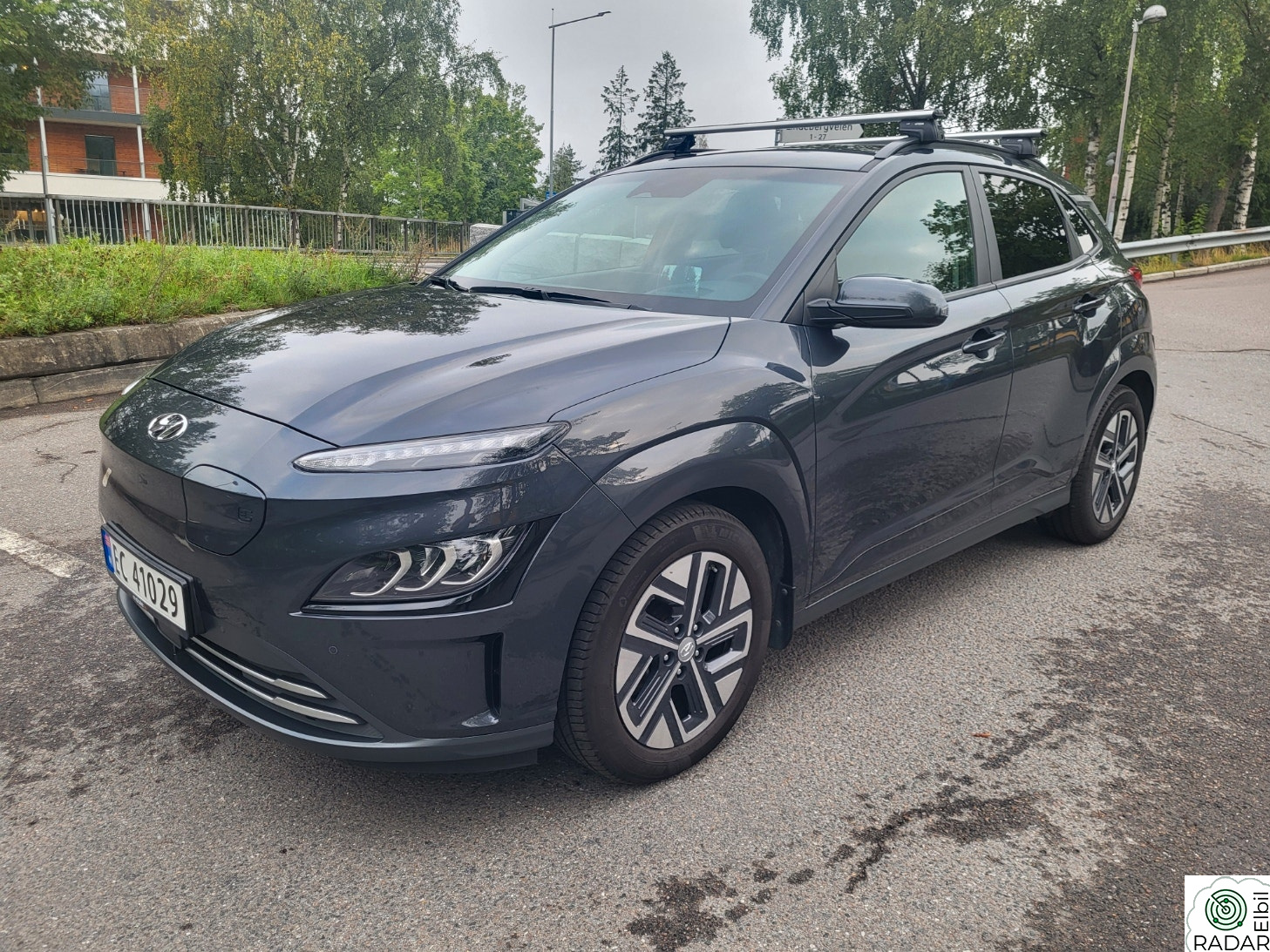 HYUNDAI Kona Premium LR