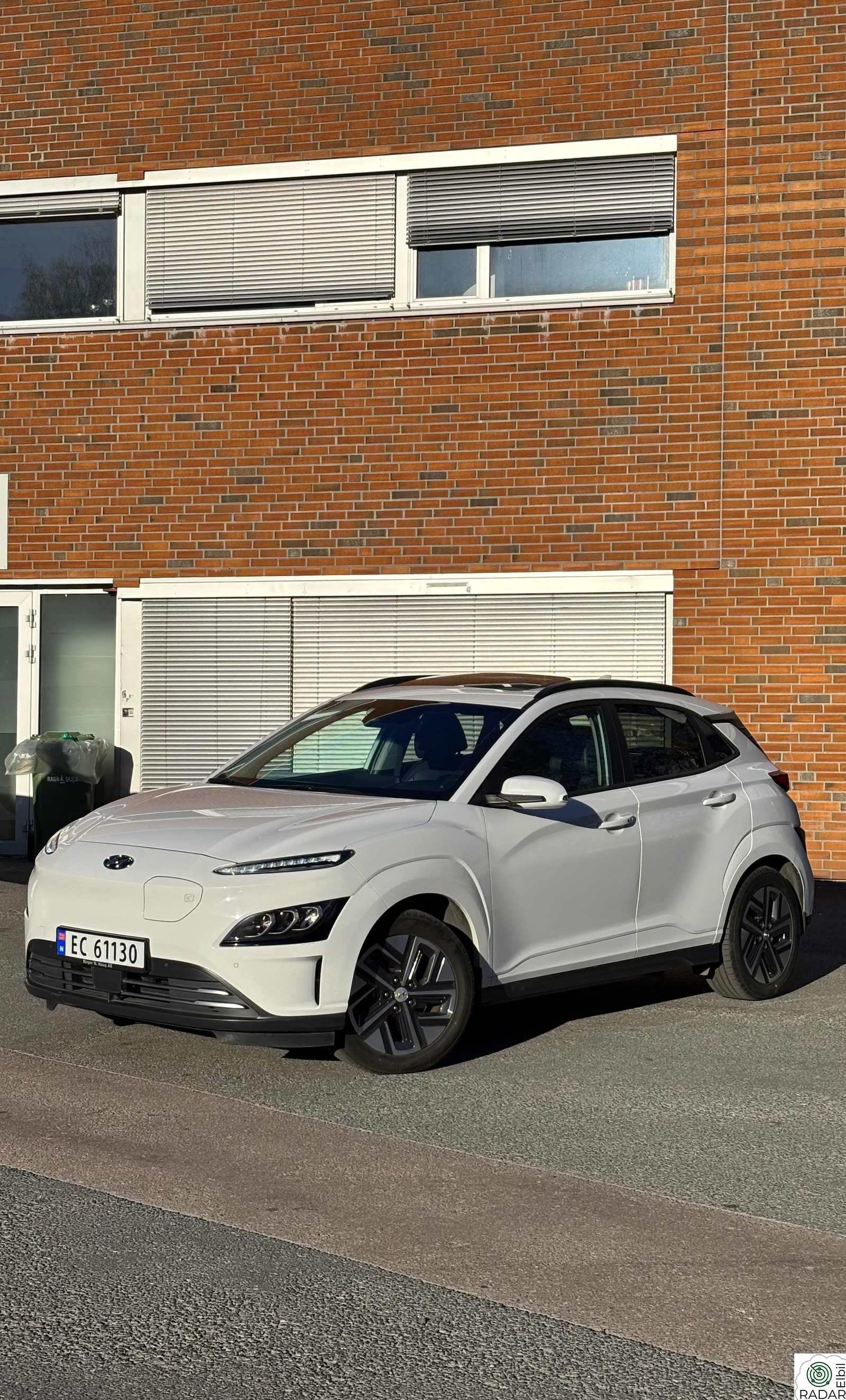 HYUNDAI Kona Premium LR - FULLUTSTYRT