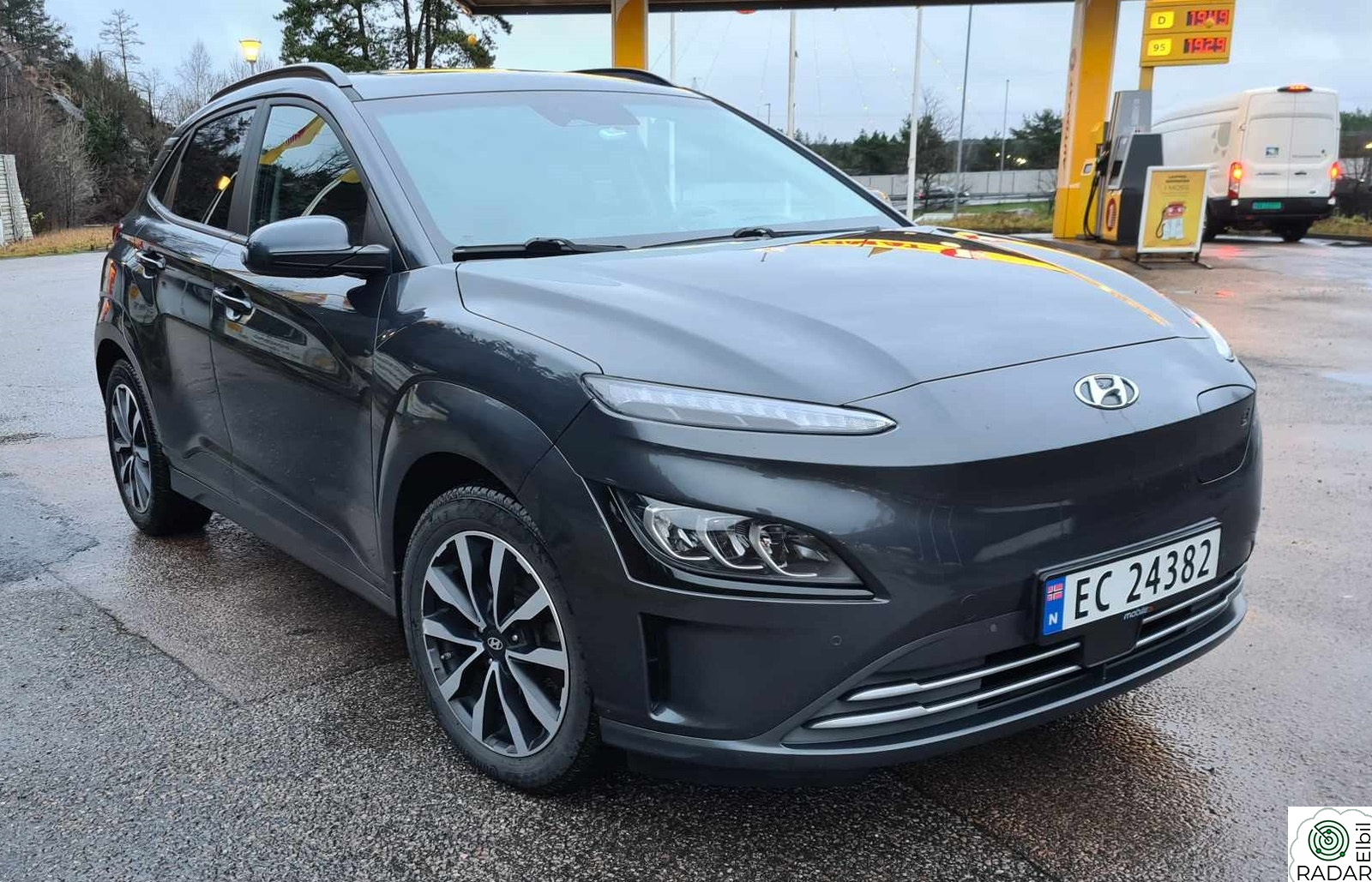 HYUNDAI Kona Premium Long Range