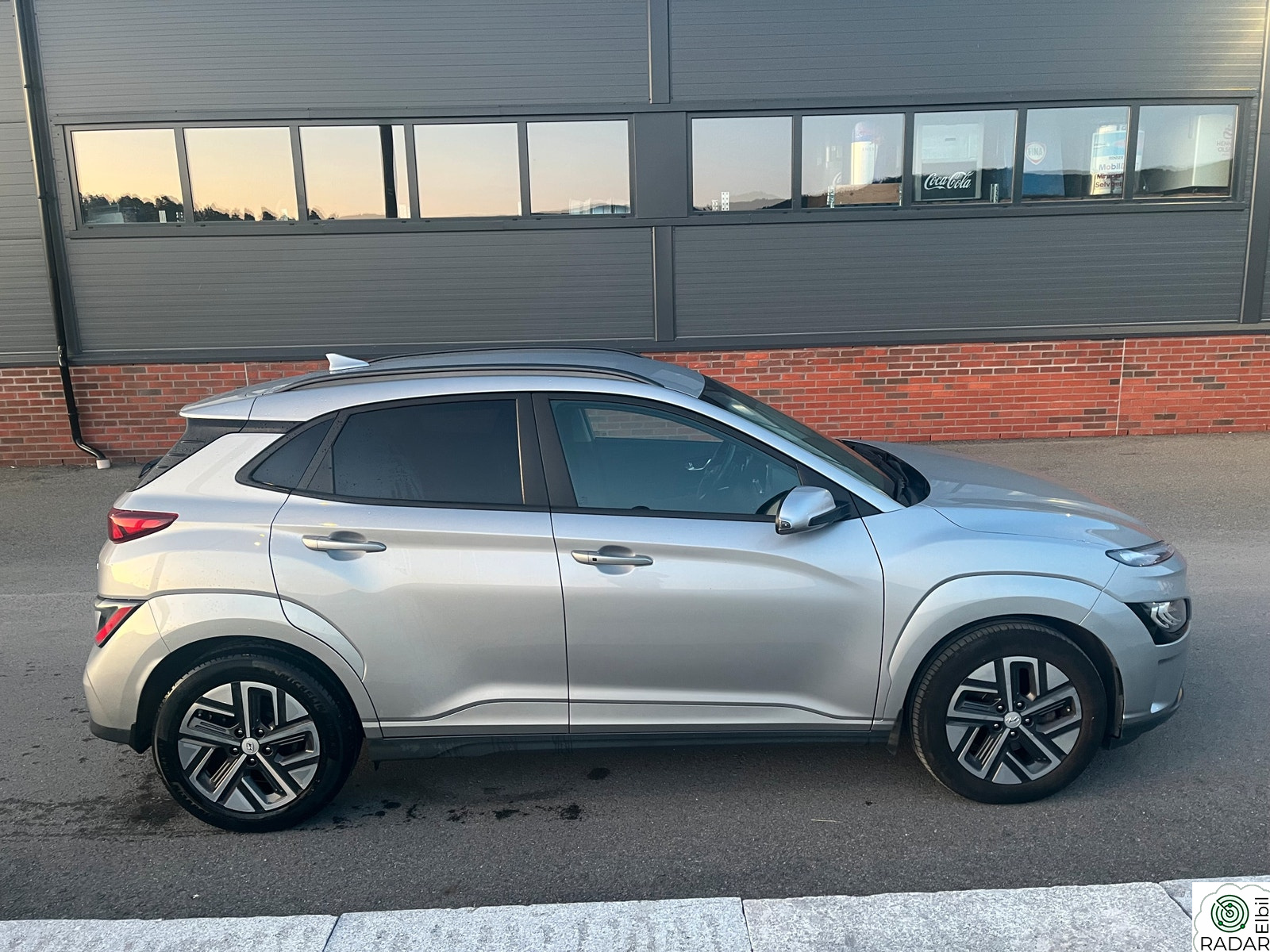 HYUNDAI Kona Premium LR /NORSK BIL/Navi/Bluelink/Skinn