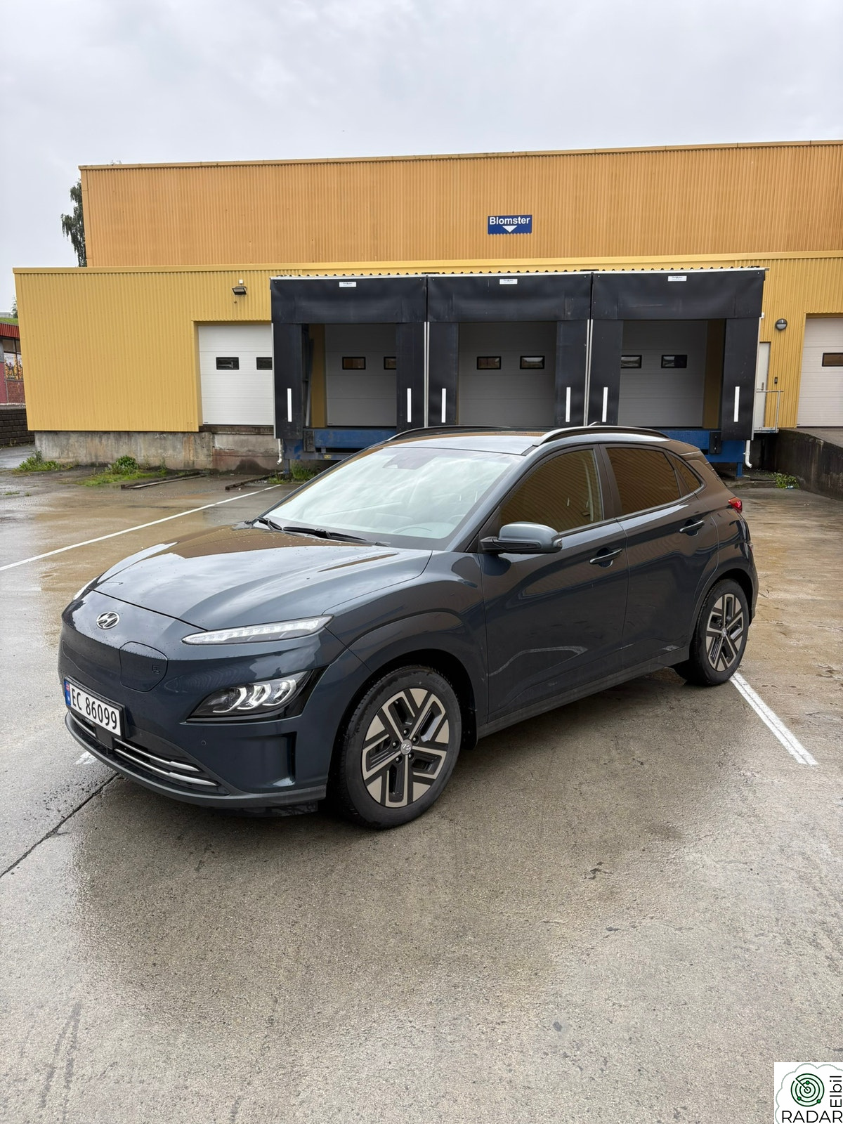 HYUNDAI Kona Premium LR