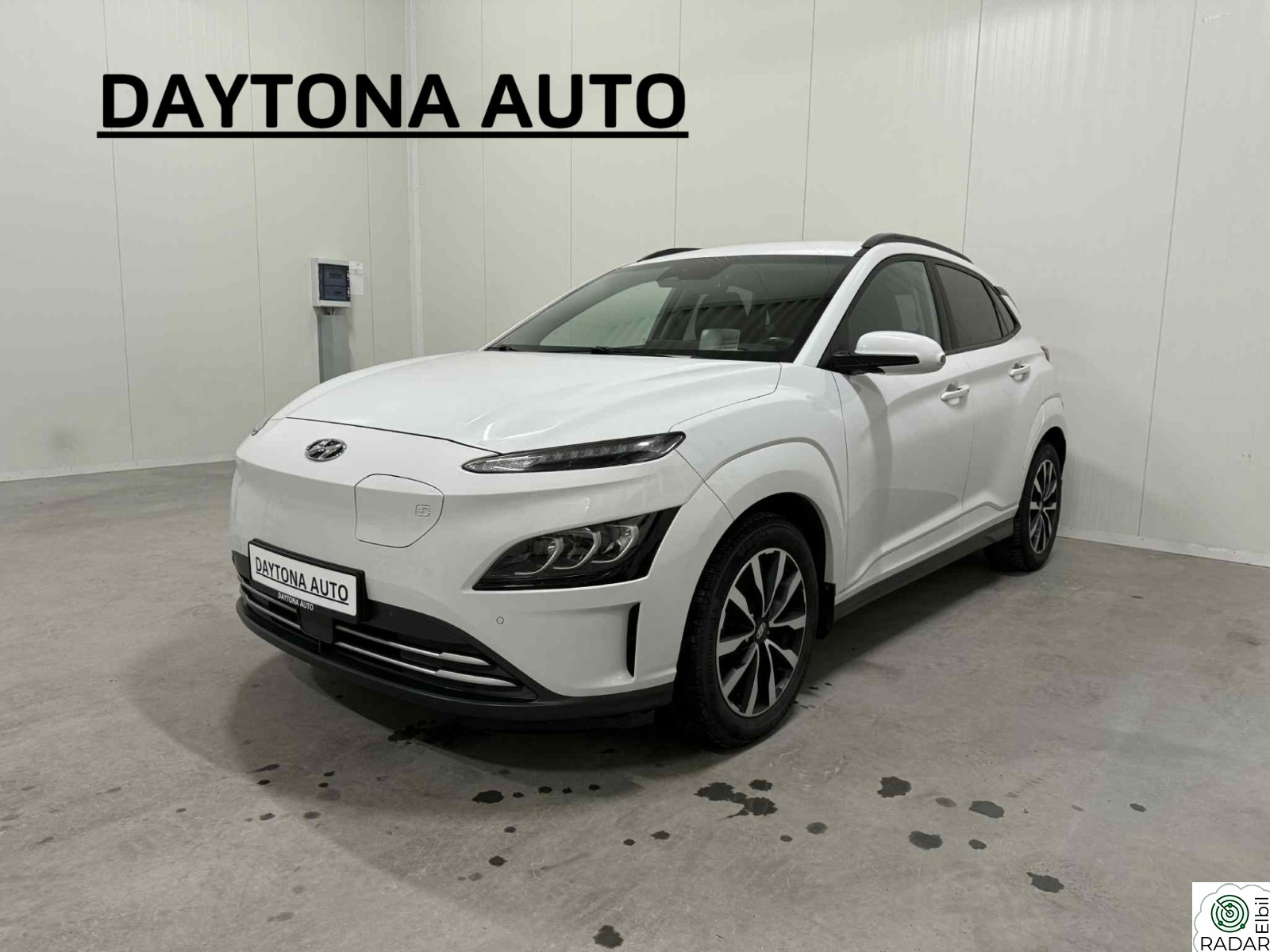 HYUNDAI Kona Long Range Premium, En Eier, Topputstyrt, Facelift ++