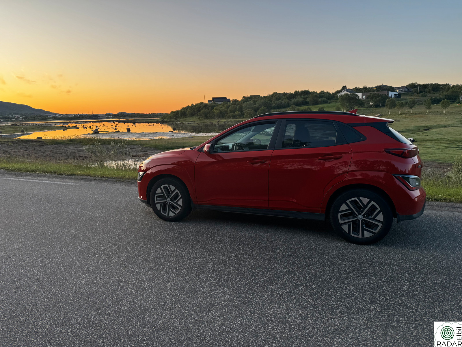 HYUNDAI Kona Premium LR