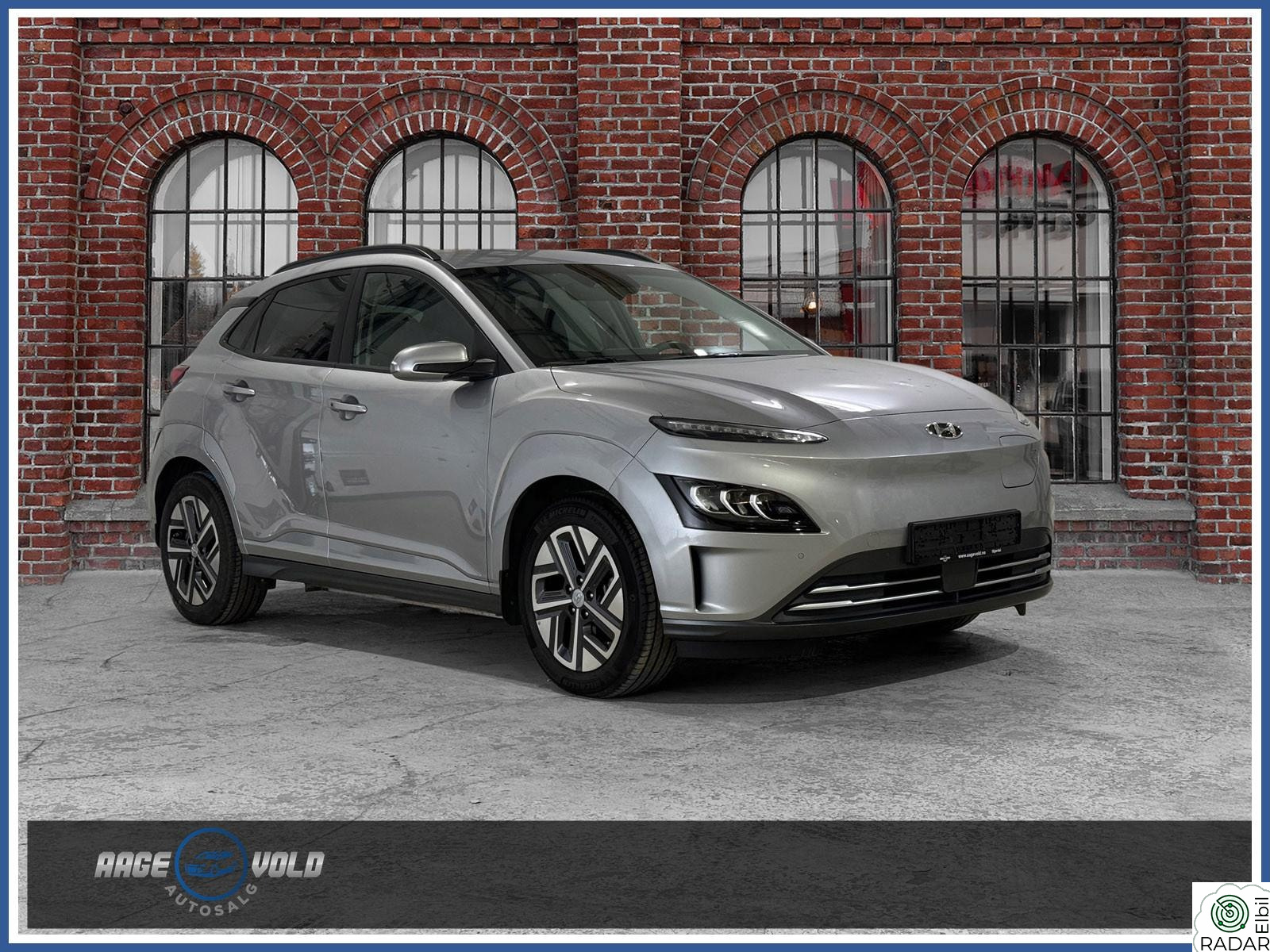 HYUNDAI Kona PREMIUM 64 kWh Rekkevidde 484 km! Skinn