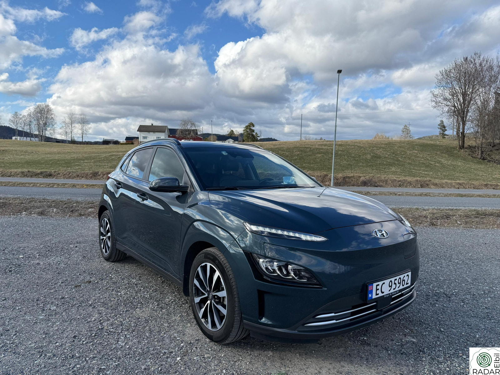 HYUNDAI Kona Premium LR