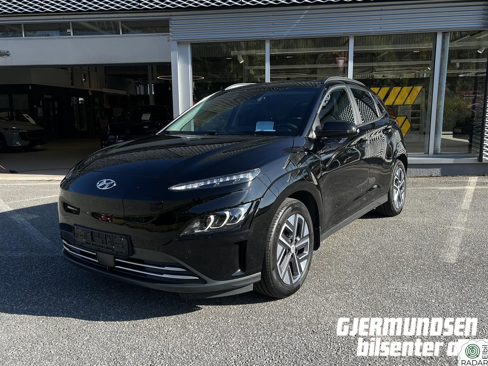 HYUNDAI Kona Premium LR m/skinn og soltak