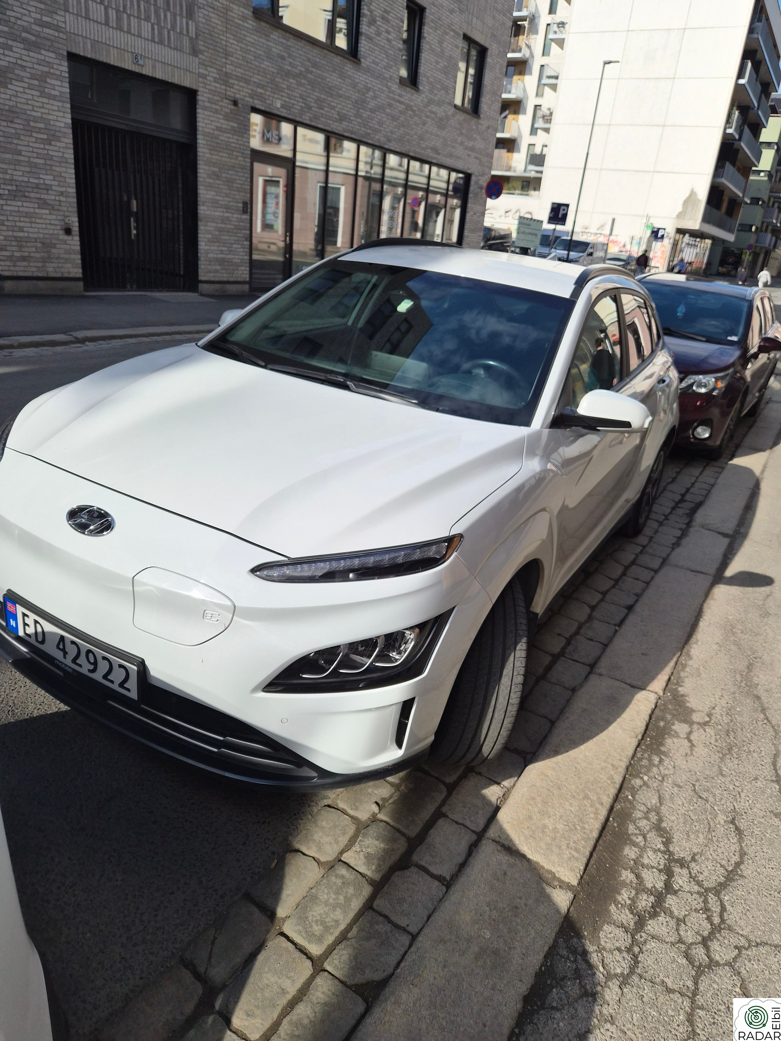 HYUNDAI Kona Premium LR