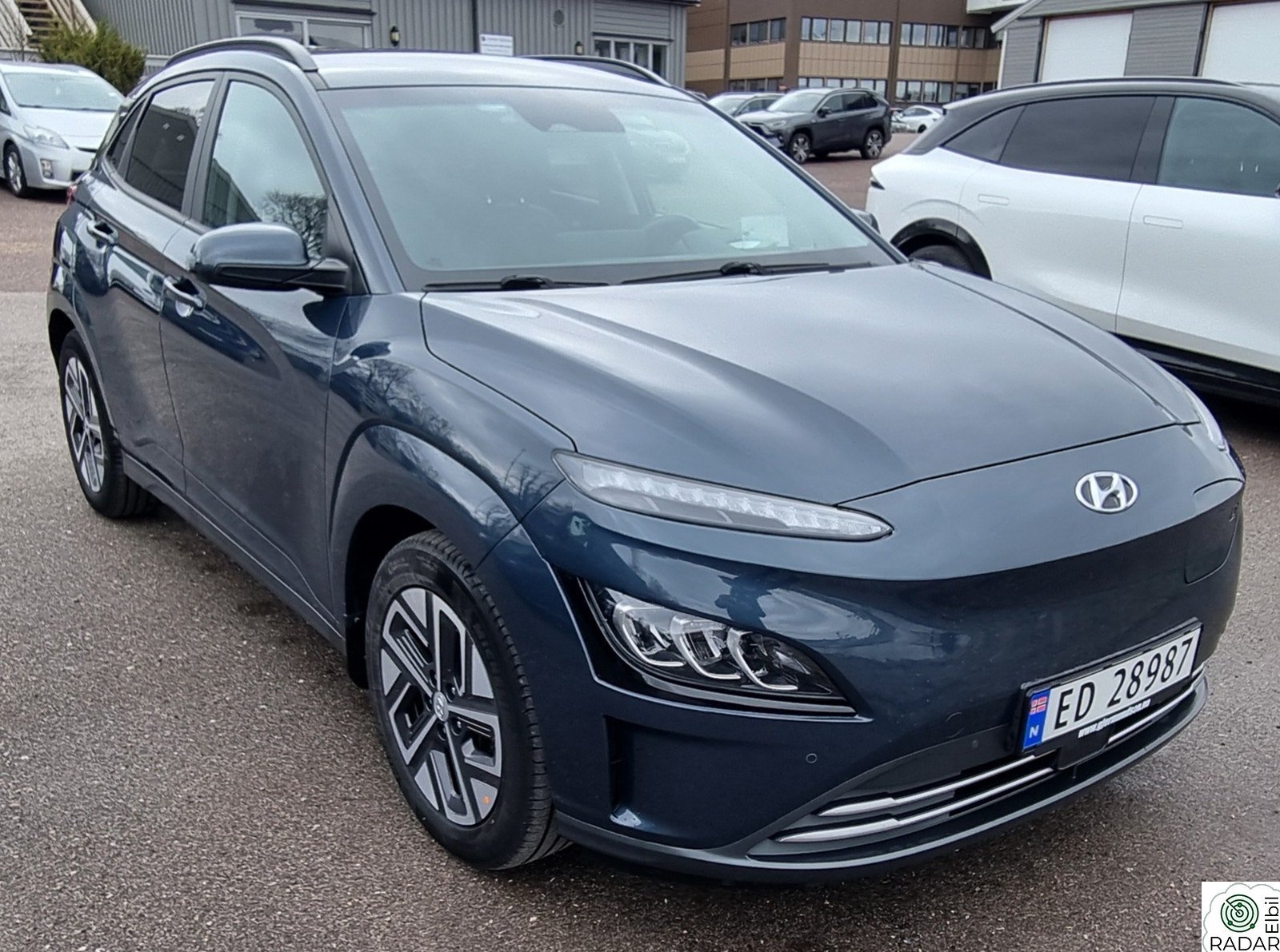 HYUNDAI Kona Premium LR