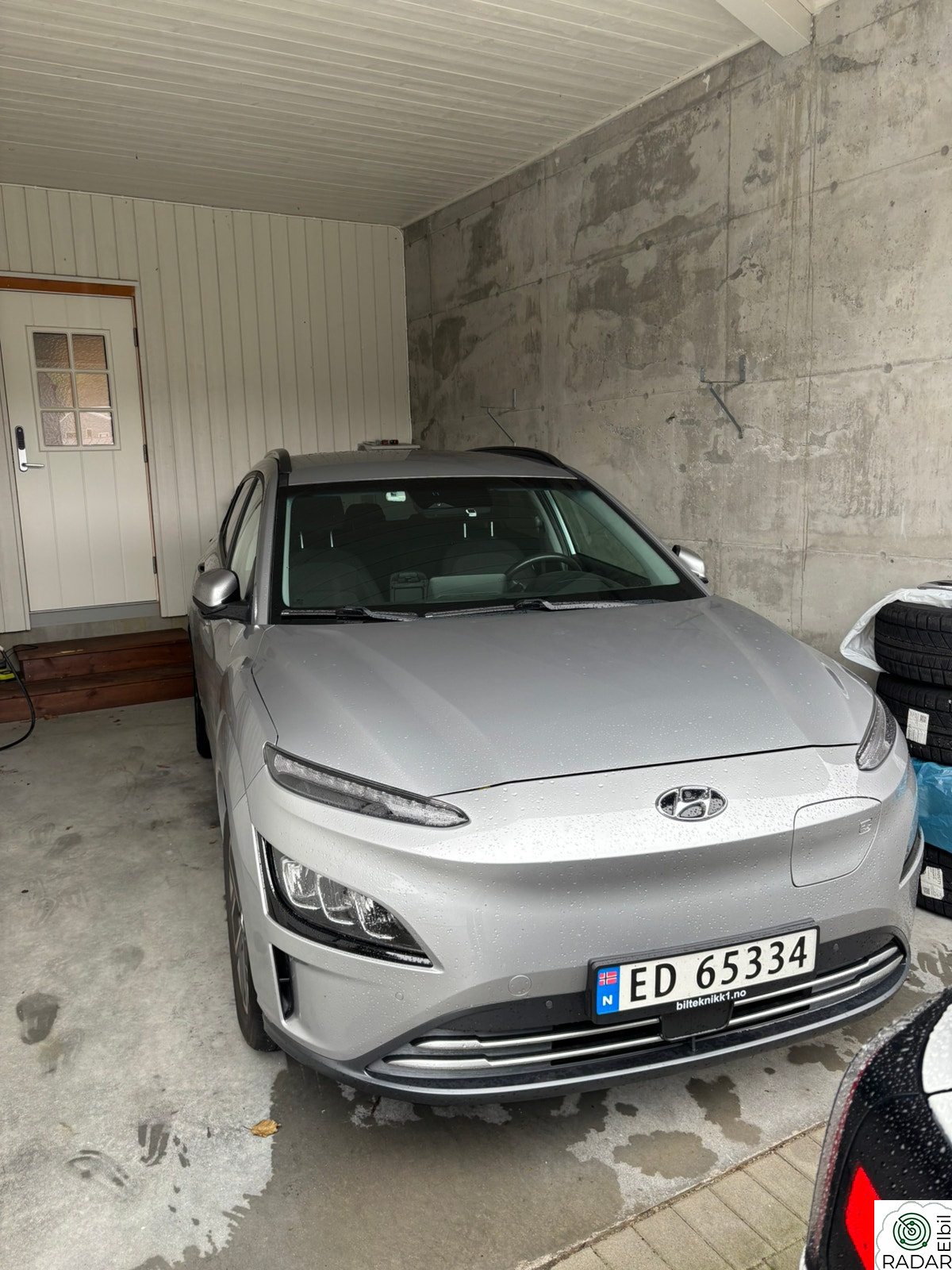 HYUNDAI Kona Premium LR