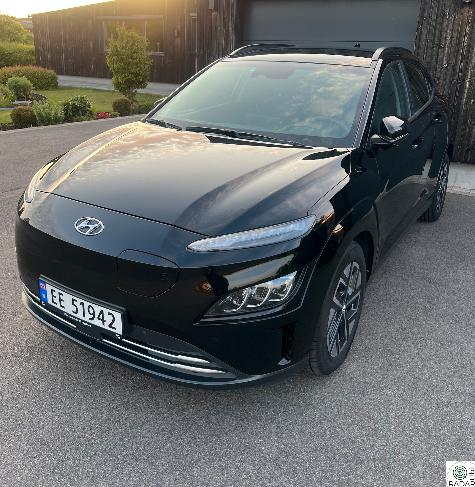 HYUNDAI Kona Premium LR