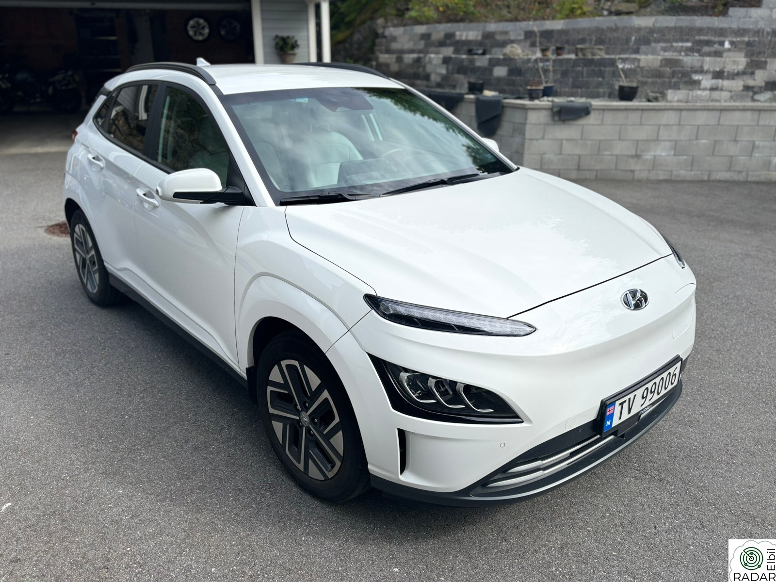 HYUNDAI Kona Premium LR (Long Range)